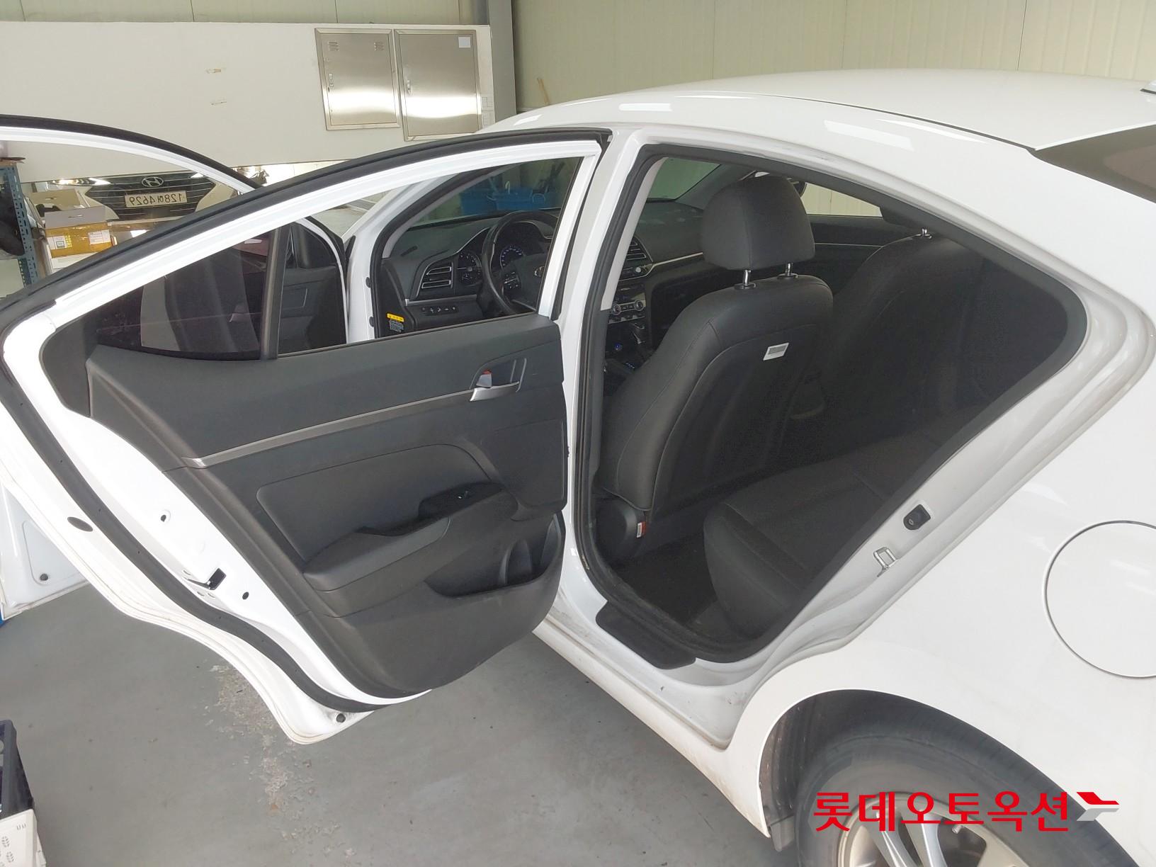 Hyundai Avante id 3436619 из Кореи 36