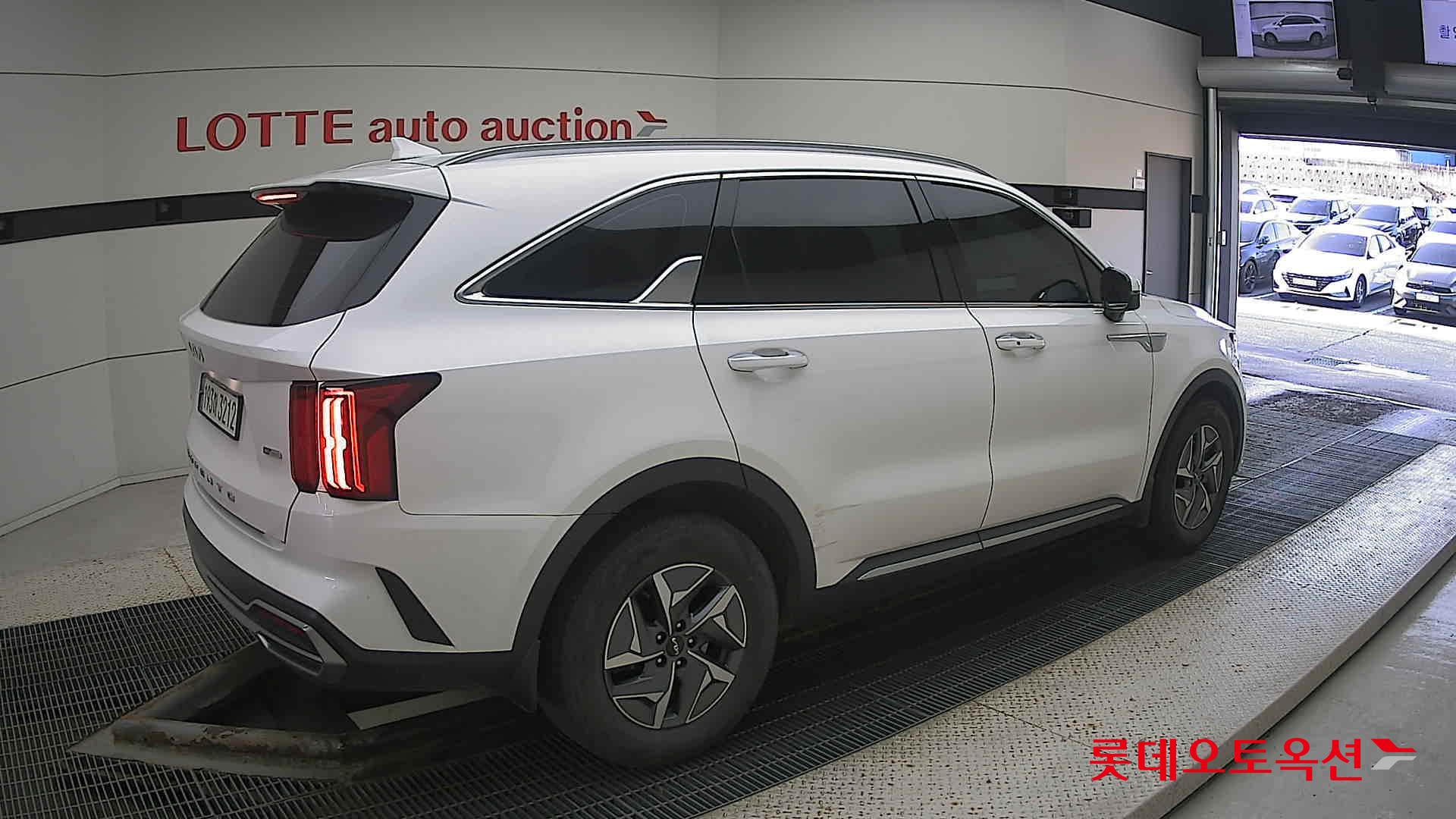 Kia Sorento Hybrid id 3436636 из Кореи 19