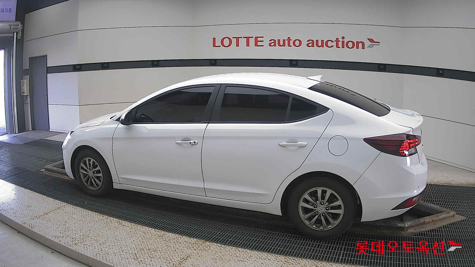 Hyundai Avante id 3436583 из Кореи 11