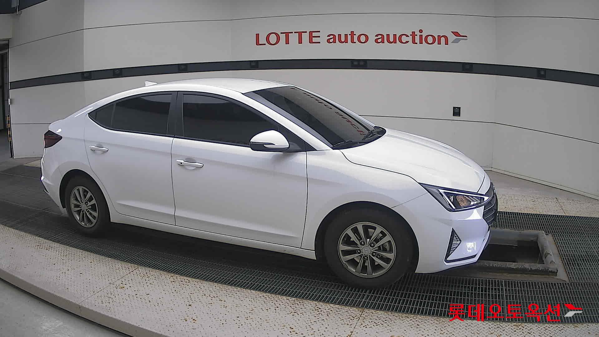 Hyundai Avante id 3436583 из Кореи 17