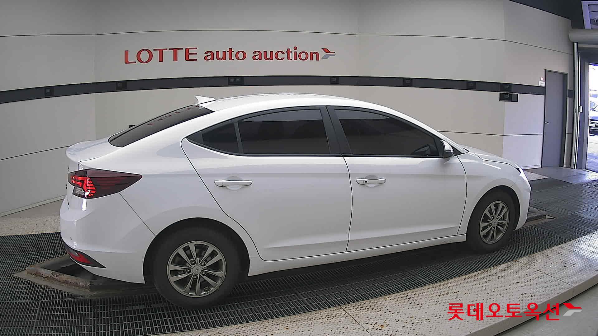 Hyundai Avante id 3436583 из Кореи 18