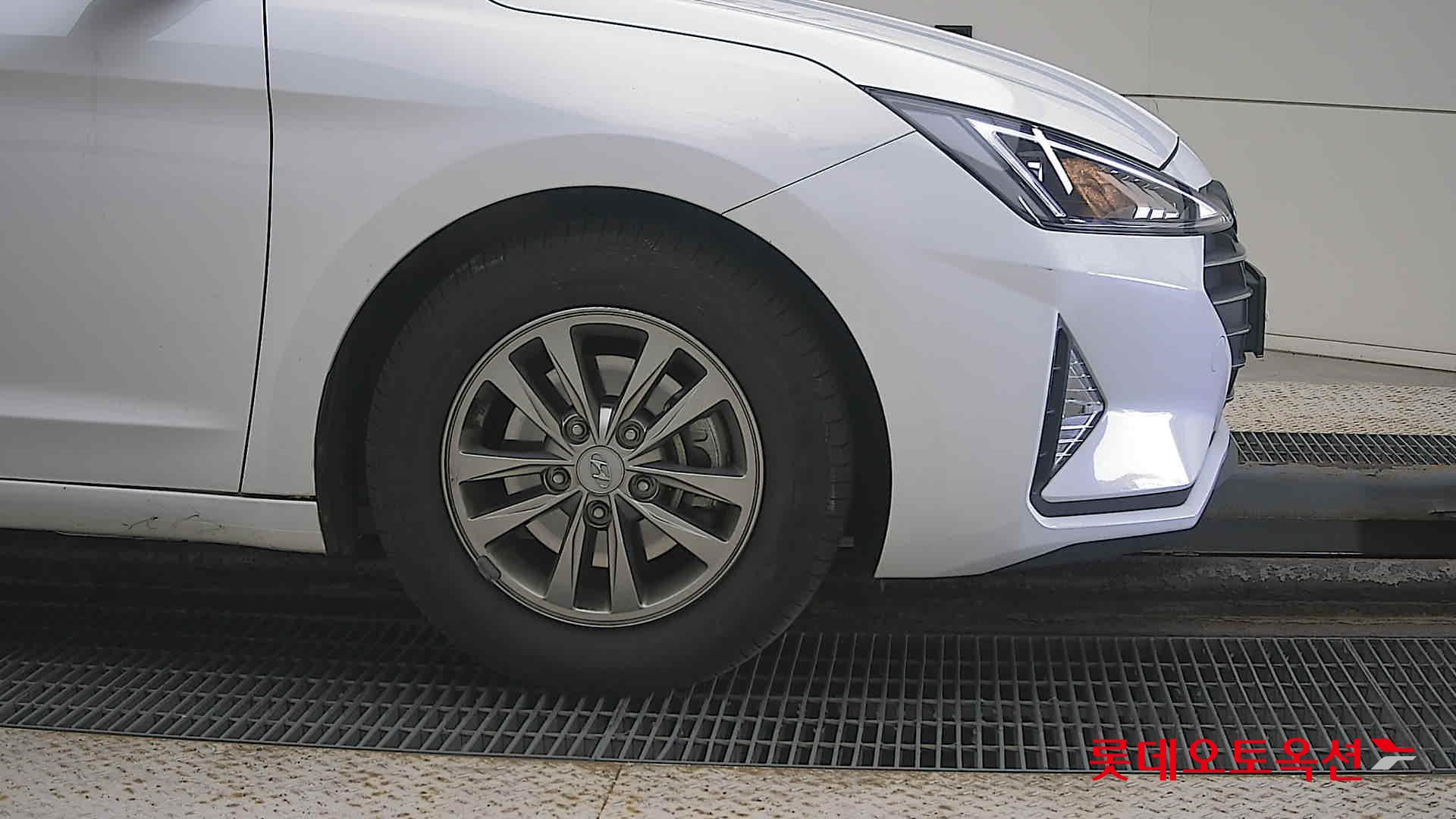 Hyundai Avante id 3436583 из Кореи 23