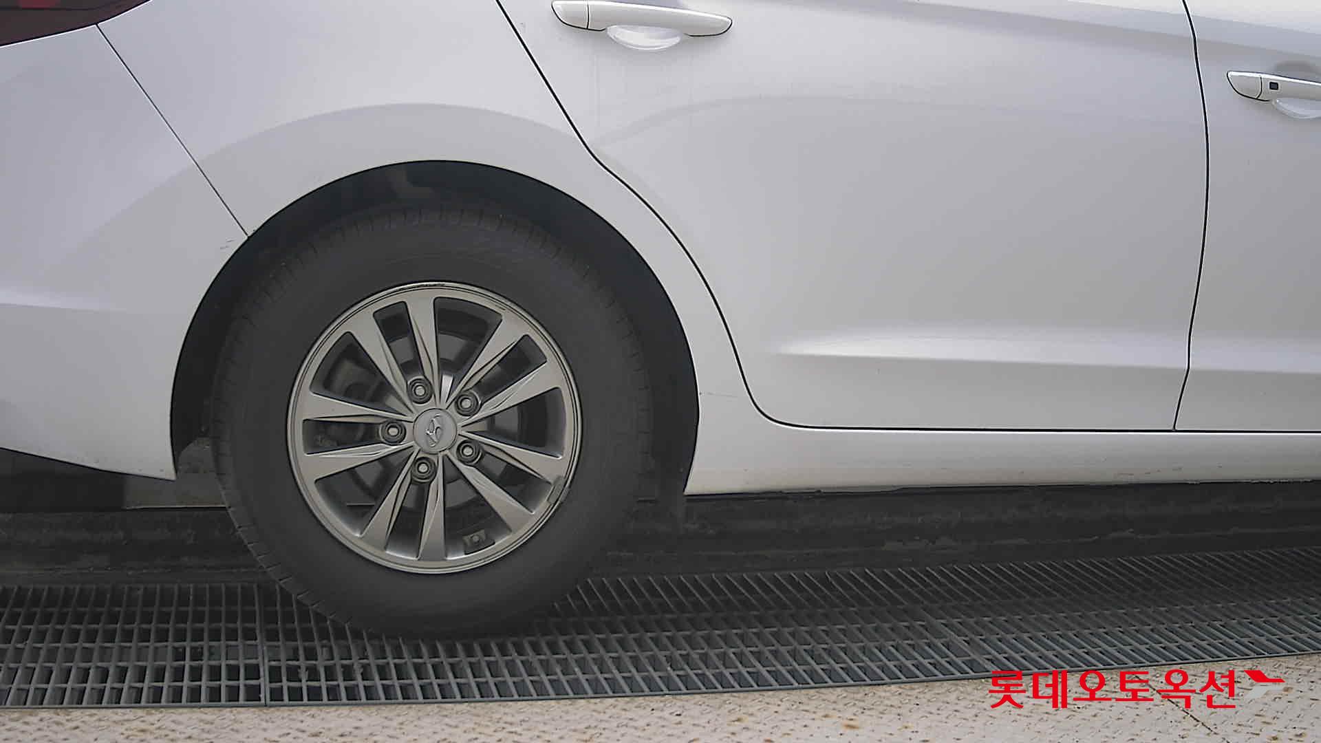 Hyundai Avante id 3436583 из Кореи 24