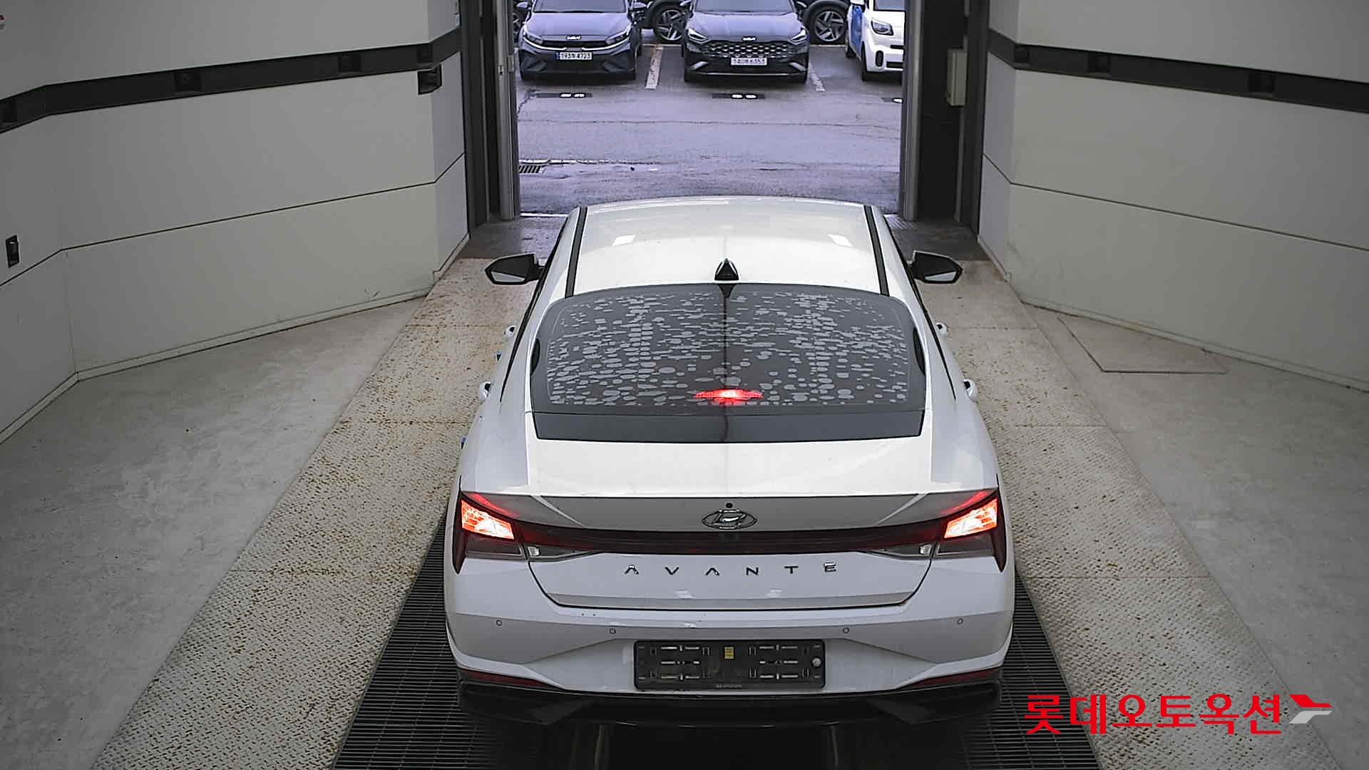 Hyundai Avante 2021 Polar White из Кореи, фото 5