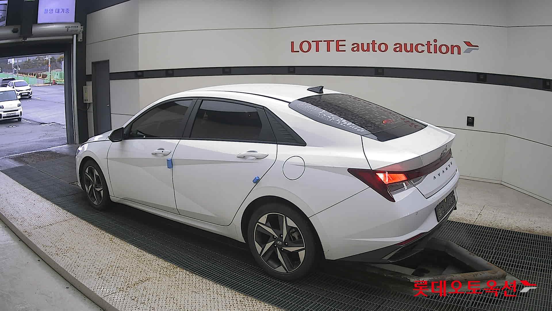 Hyundai Avante id 3471661 из Кореи 10