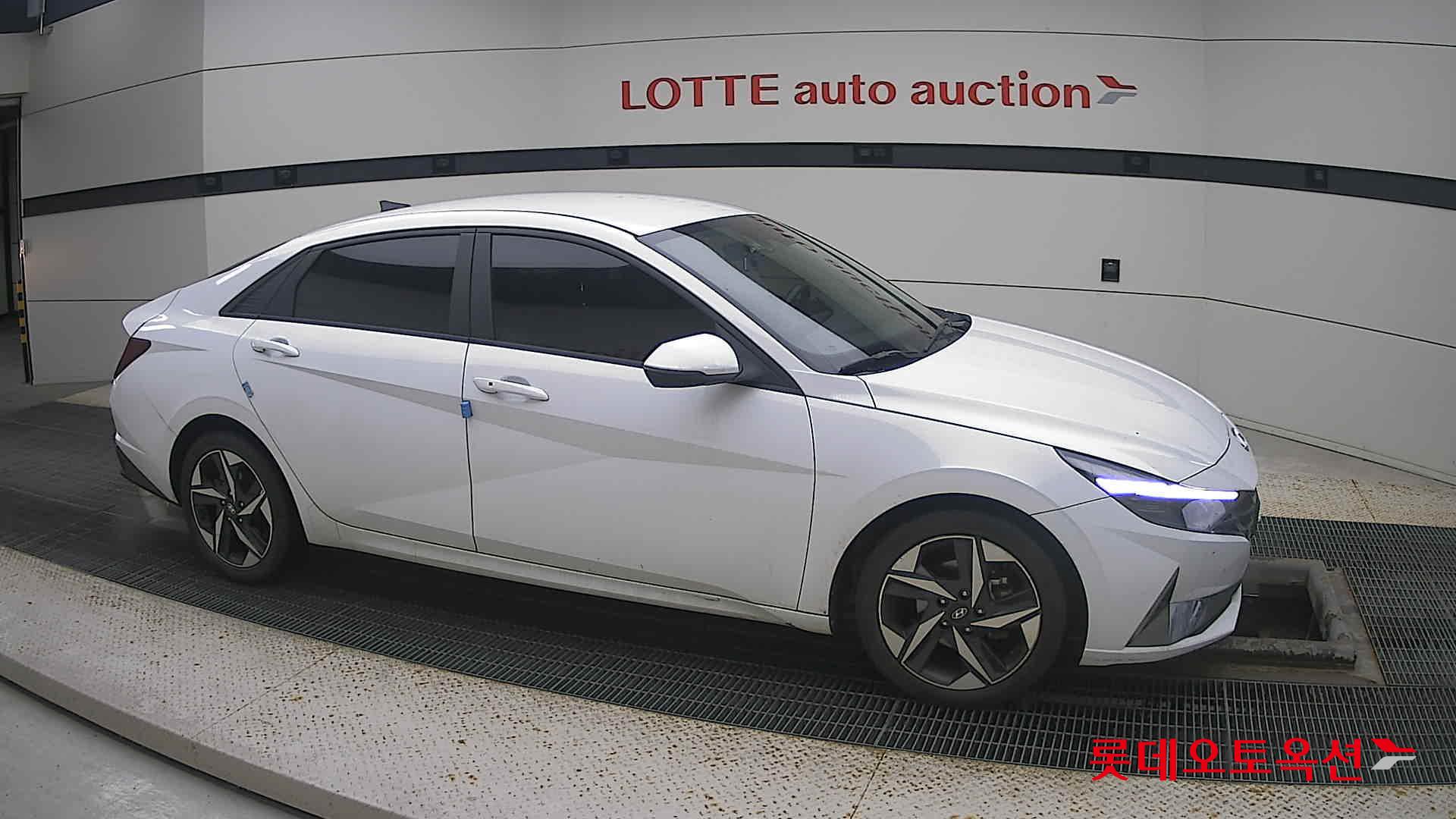 Hyundai Avante id 3471661 из Кореи 17