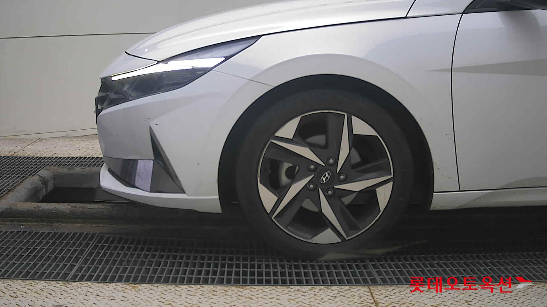 Hyundai Avante id 3471661 из Кореи 21