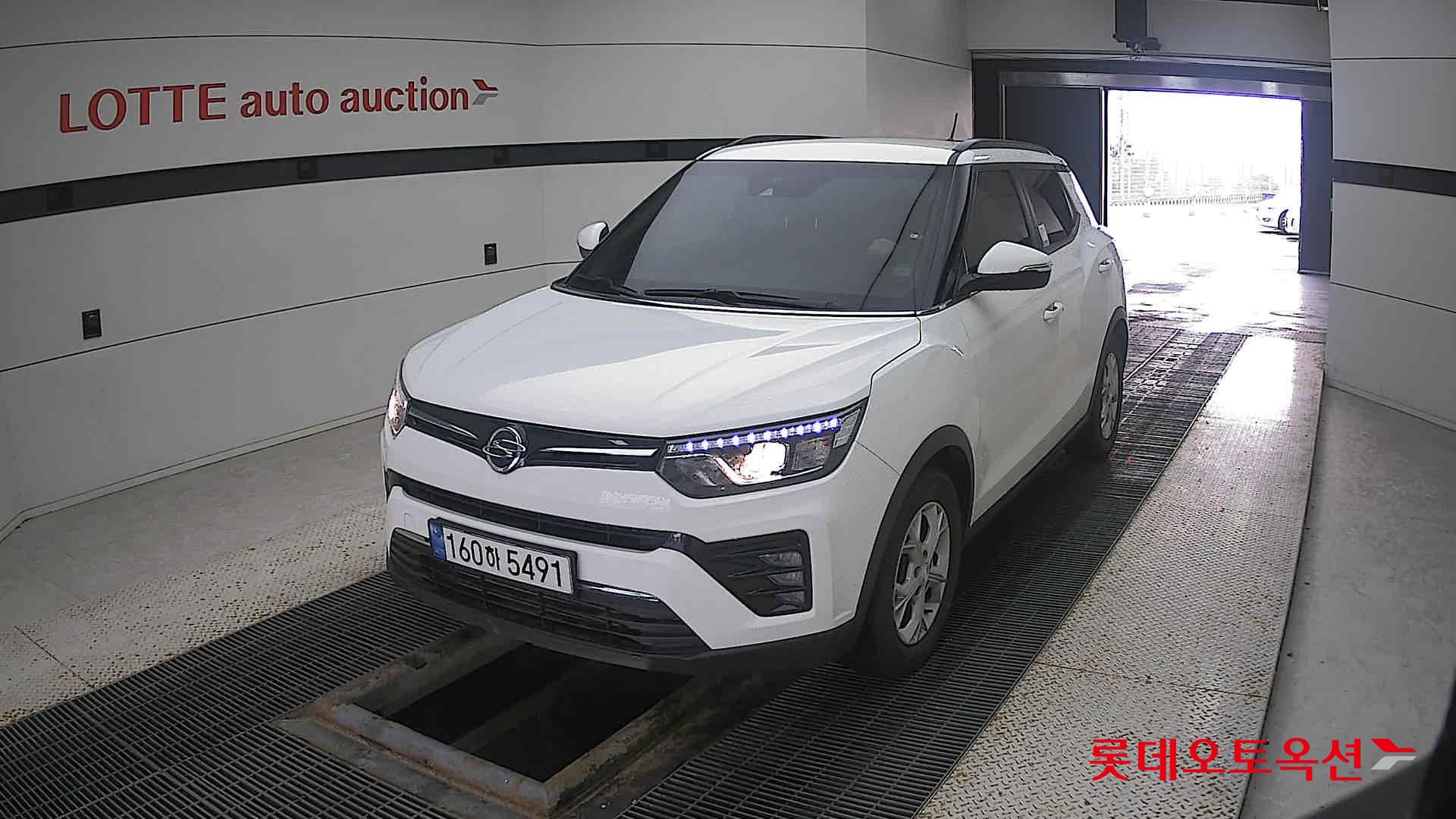 SsangYong Tivoli 2022 Grand White из Кореи