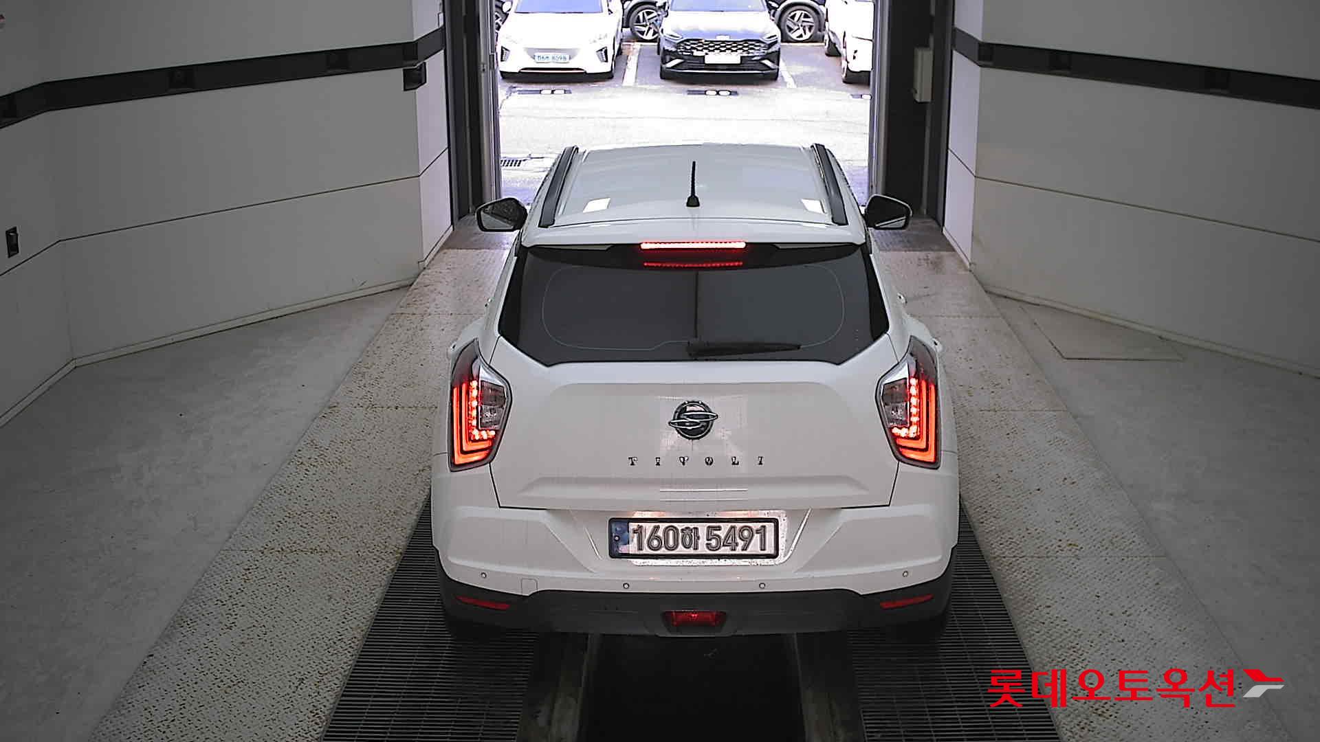 SsangYong Tivoli 2022 Grand White из Кореи, фото 5