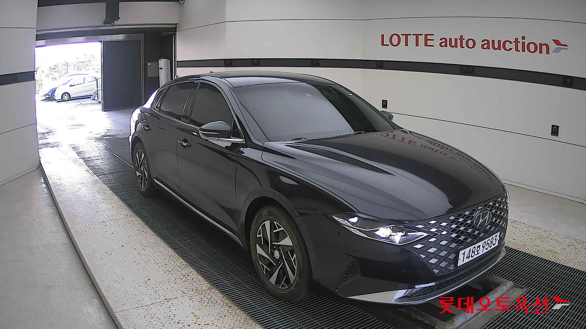 Hyundai Grandeur Hybrid 2022 Midnight Black Pearl из Кореи, фото 2