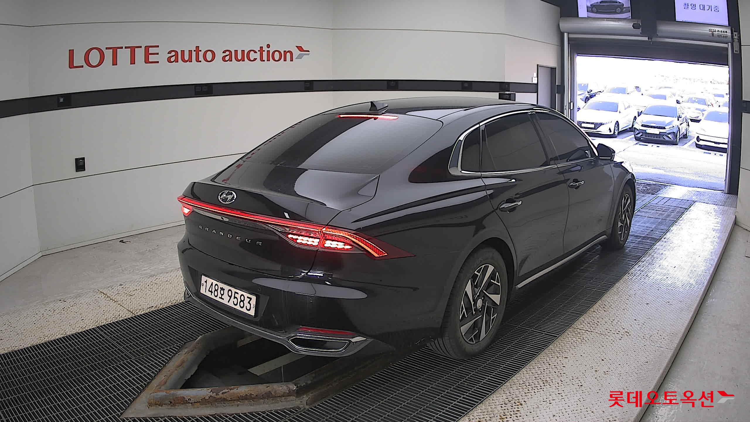 Hyundai Grandeur Hybrid 2022 Midnight Black Pearl из Кореи, фото 4