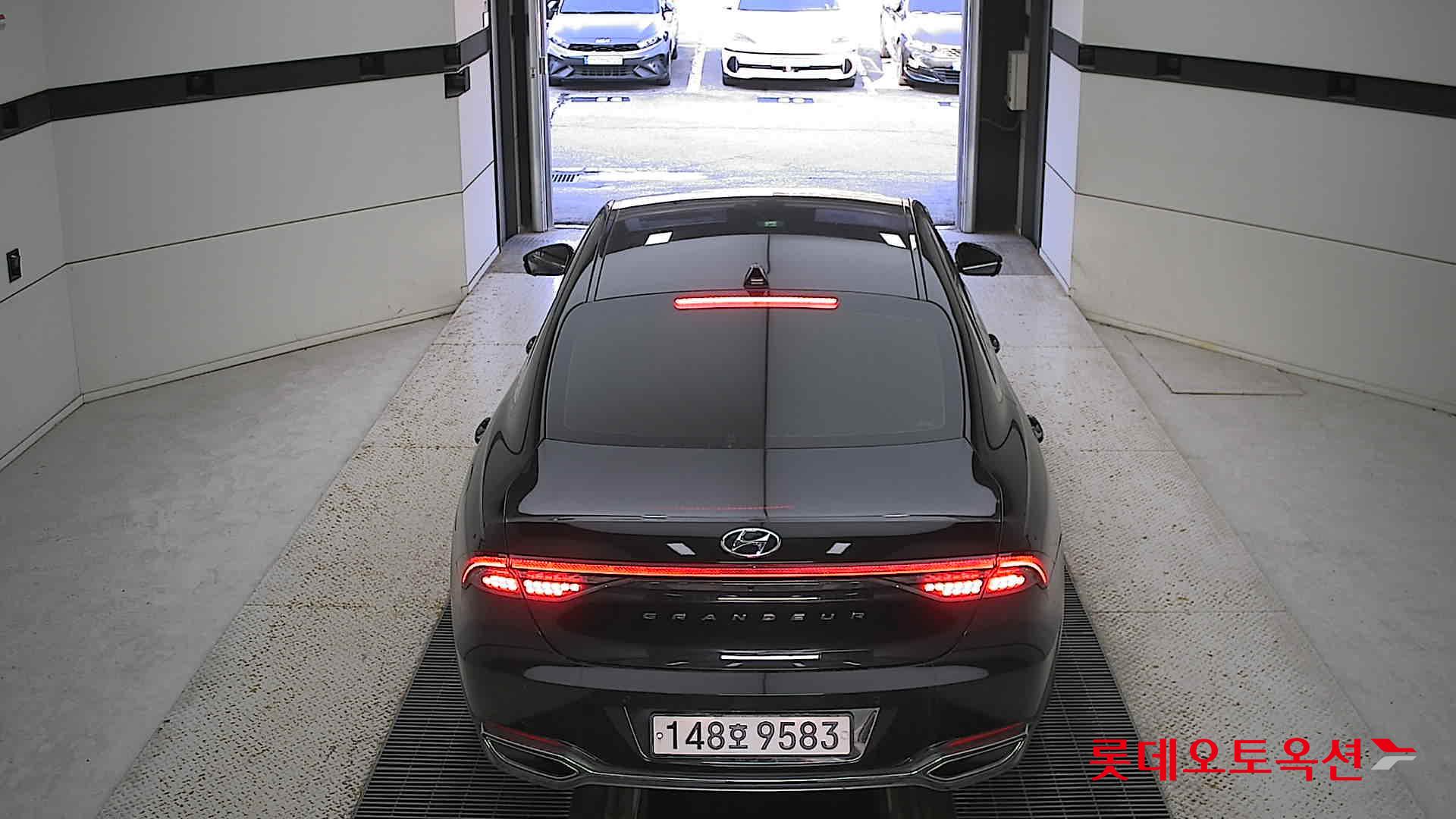 Hyundai Grandeur Hybrid 2022 Midnight Black Pearl из Кореи, фото 5