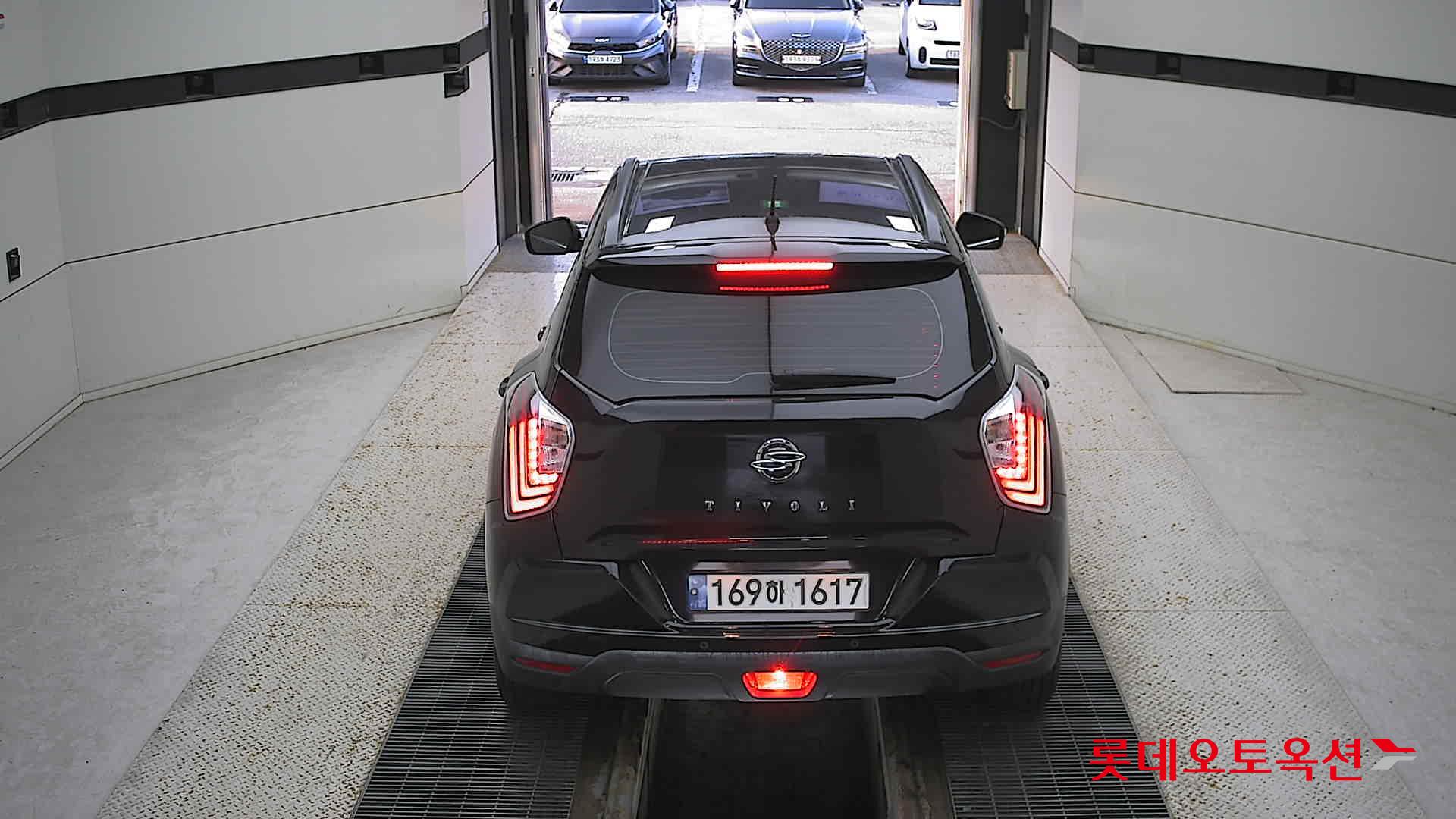 SsangYong Tivoli 2022 Spaceblack из Кореи, фото 5