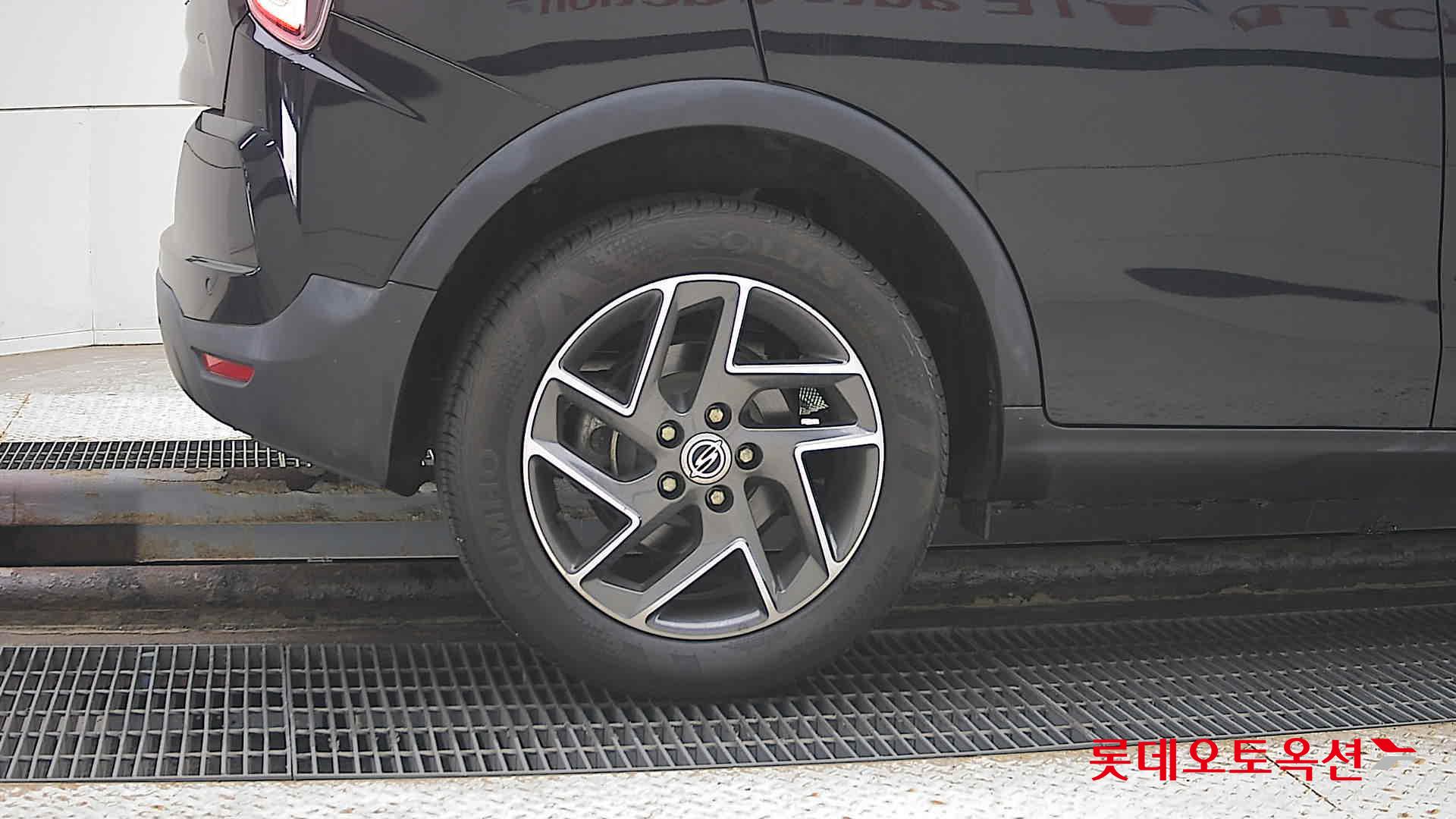 SsangYong Tivoli id 3436691 из Кореи 24