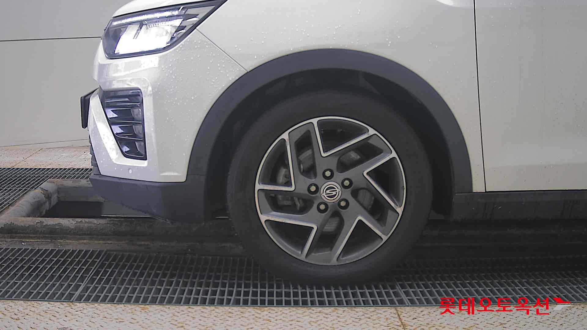 SsangYong Tivoli id 3471594 из Кореи 21