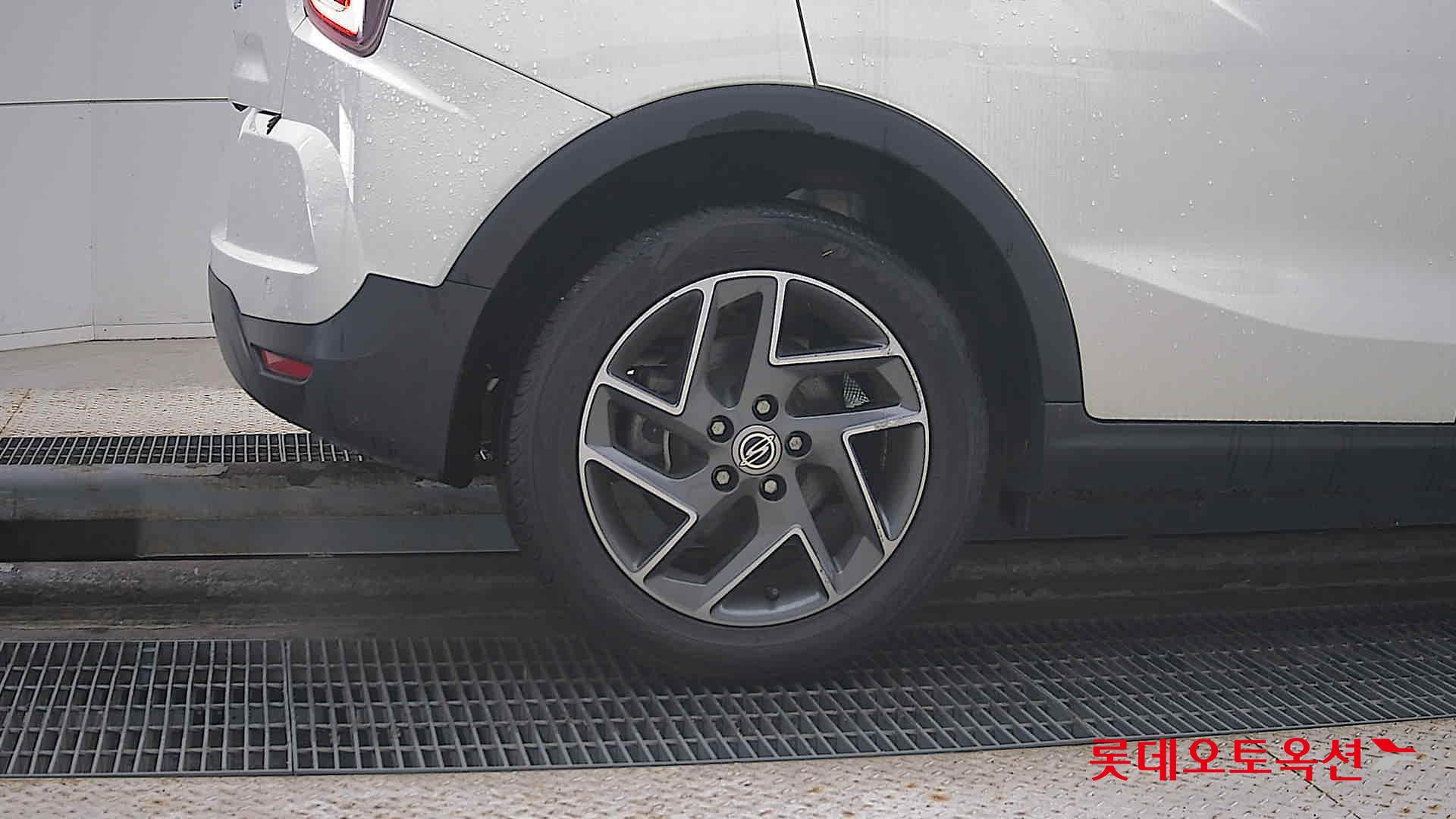 SsangYong Tivoli id 3471594 из Кореи 24