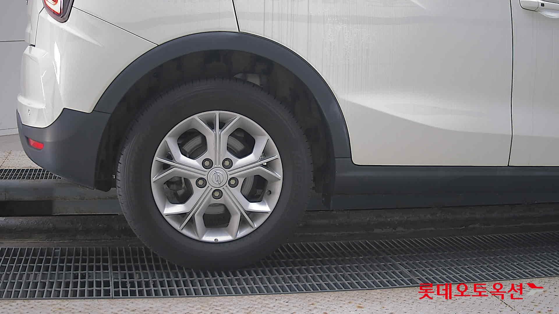 SsangYong Tivoli id 3436688 из Кореи 24