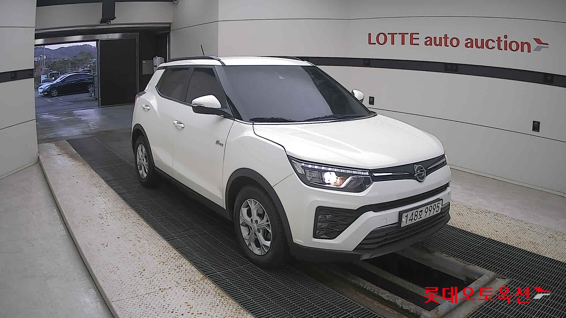 SsangYong Tivoli 2022 Grand White из Кореи, фото 2