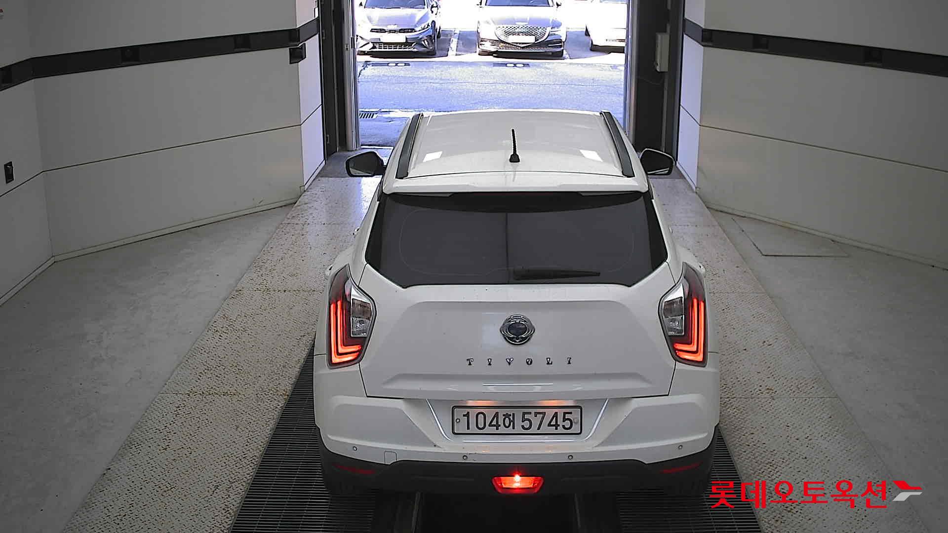 SsangYong Tivoli 2021 Grand White из Кореи, фото 5