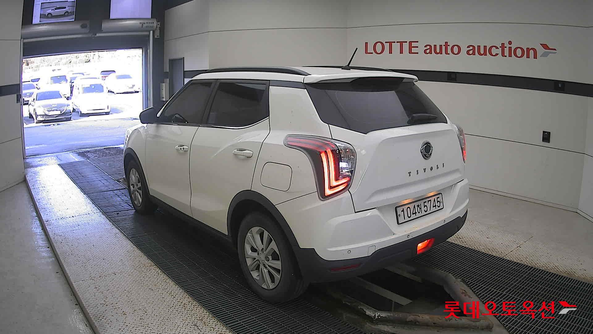 SsangYong Tivoli 2021 Grand White из Кореи, фото 6