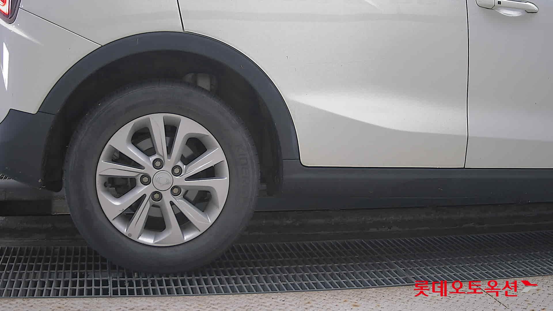 SsangYong Tivoli id 3441828 из Кореи 24