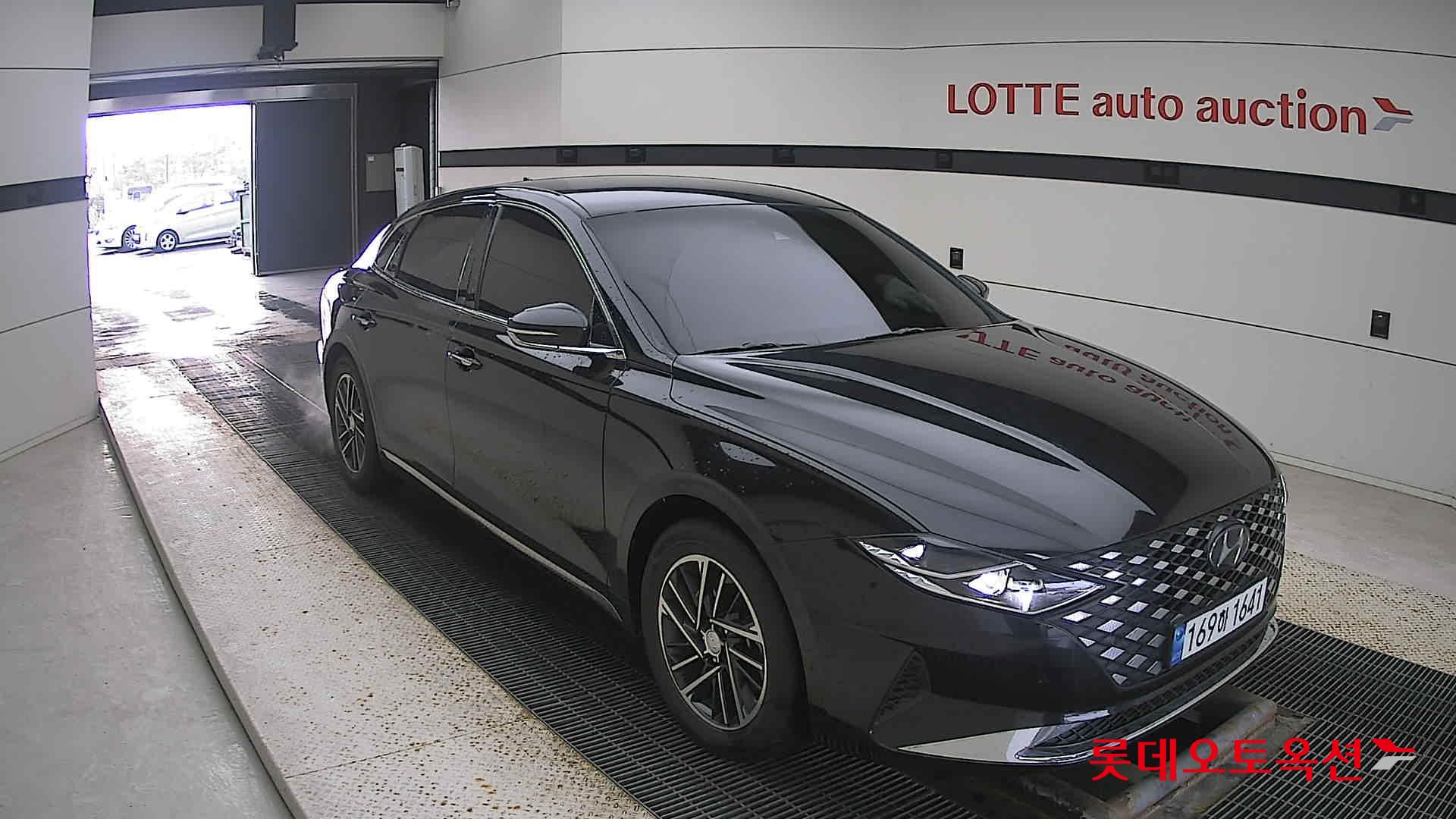 Hyundai Grandeur 2022 Midnight Black Pearl из Кореи, фото 2