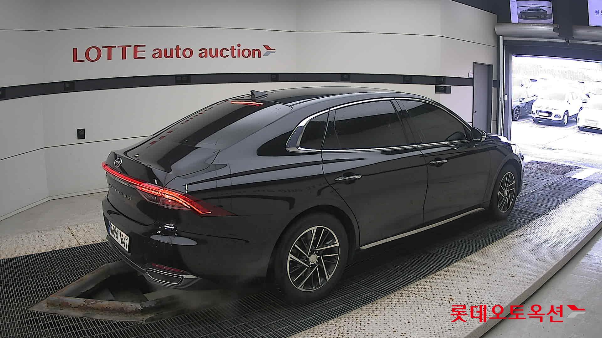 Hyundai Grandeur id 3471667 из Кореи 19