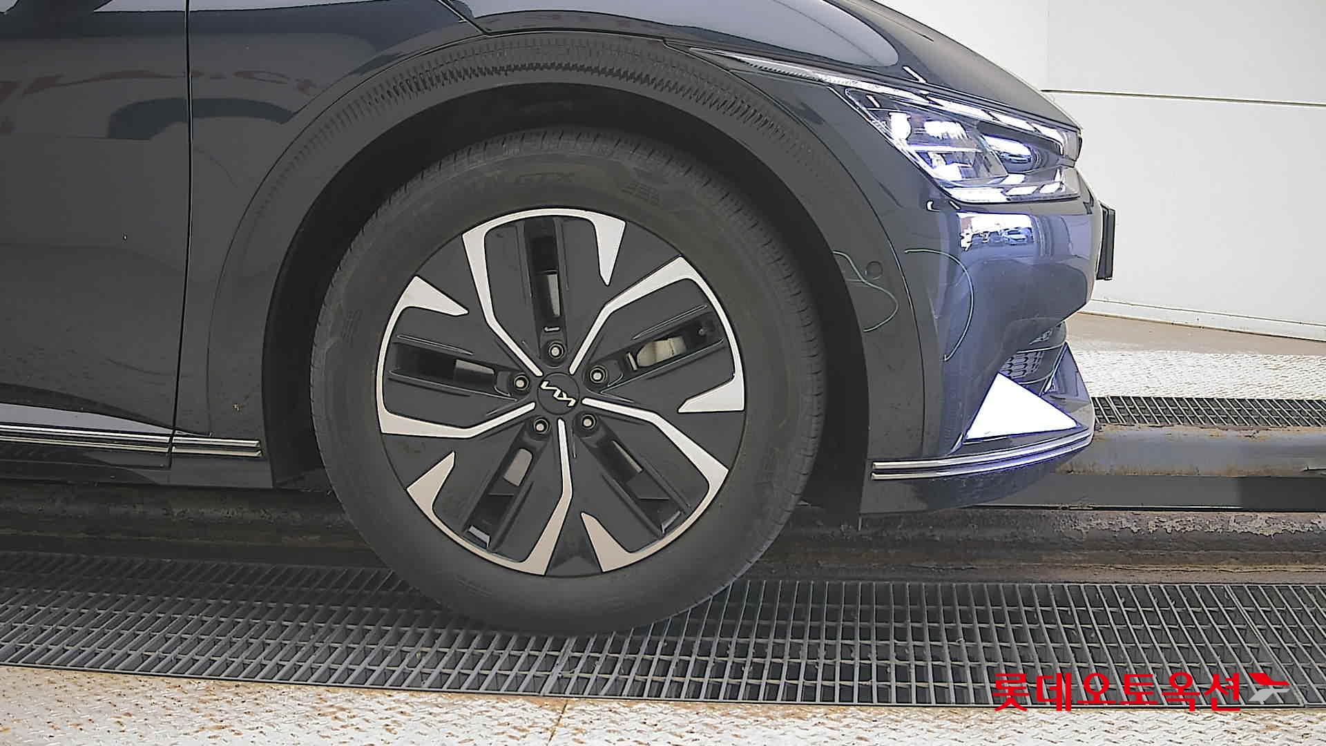 Kia EV6 id 3446764 из Кореи 23