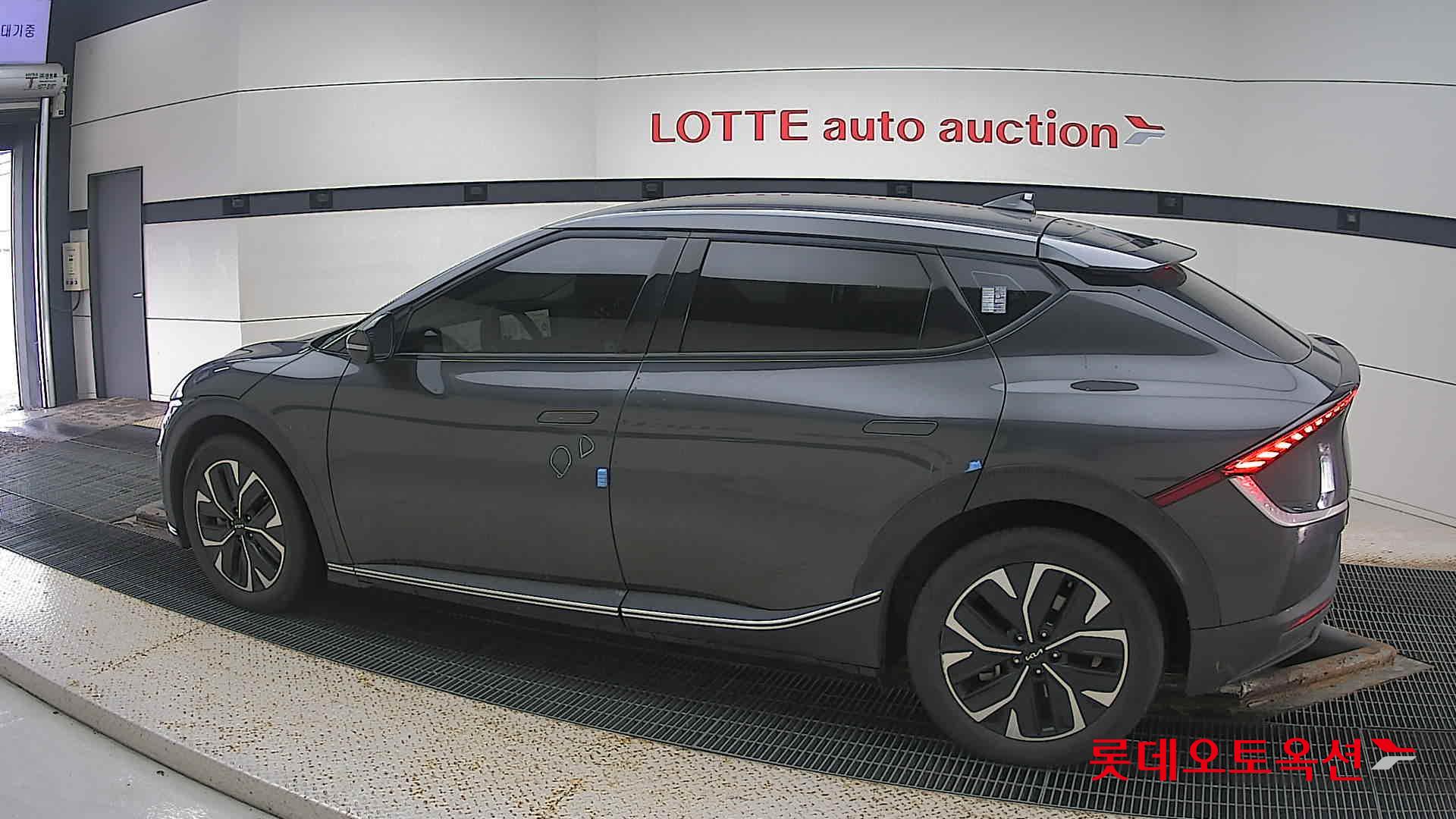 Kia EV6 id 3471525 из Кореи 11