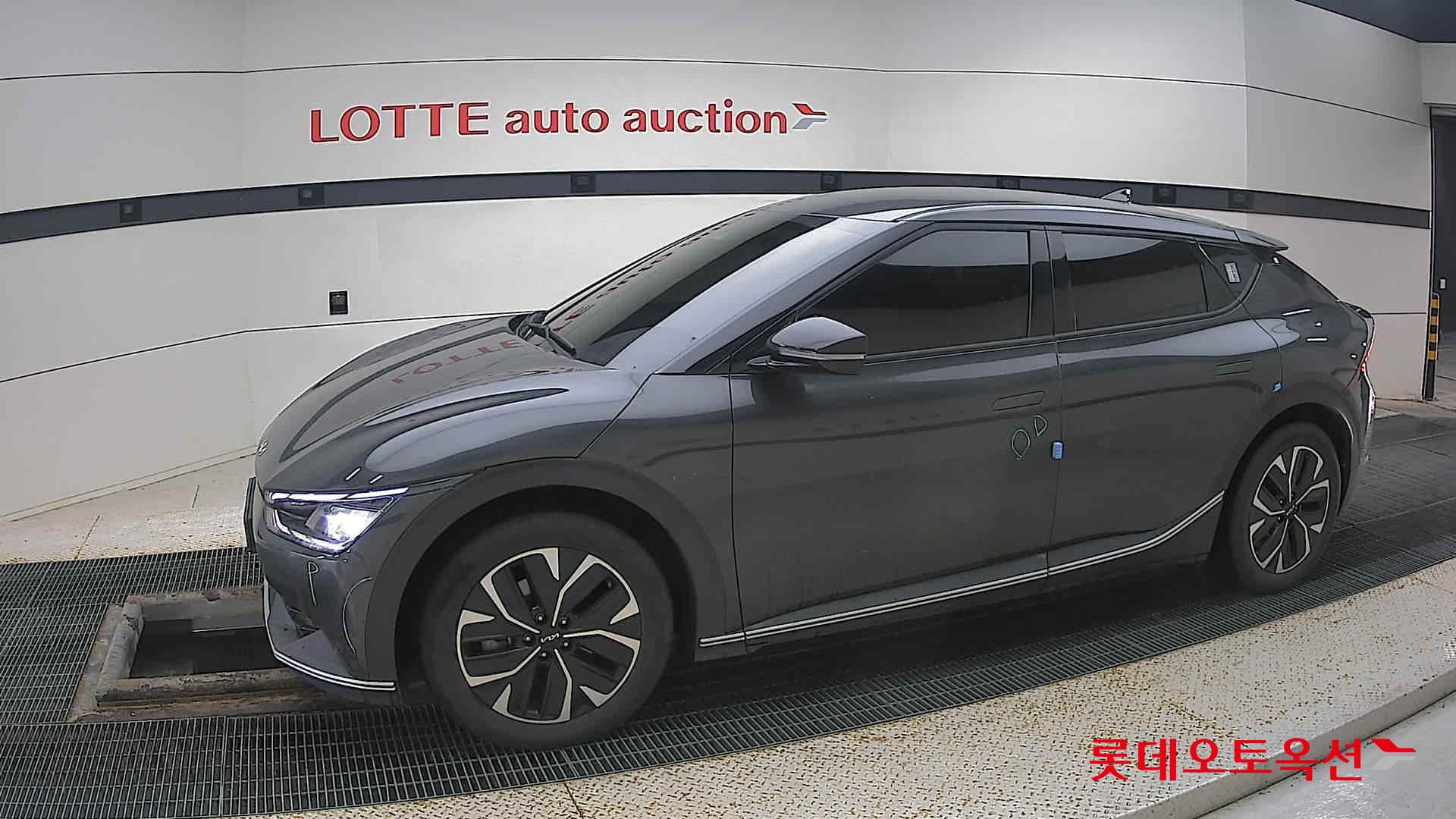 Kia EV6 id 3471525 из Кореи 12