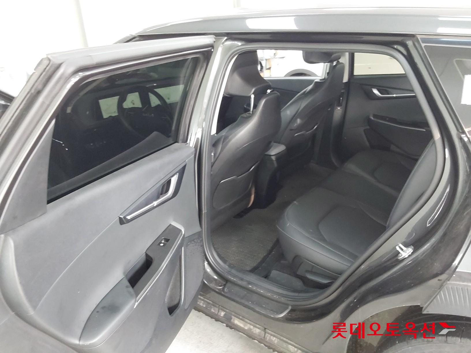 Kia EV6 id 3471525 из Кореи 36