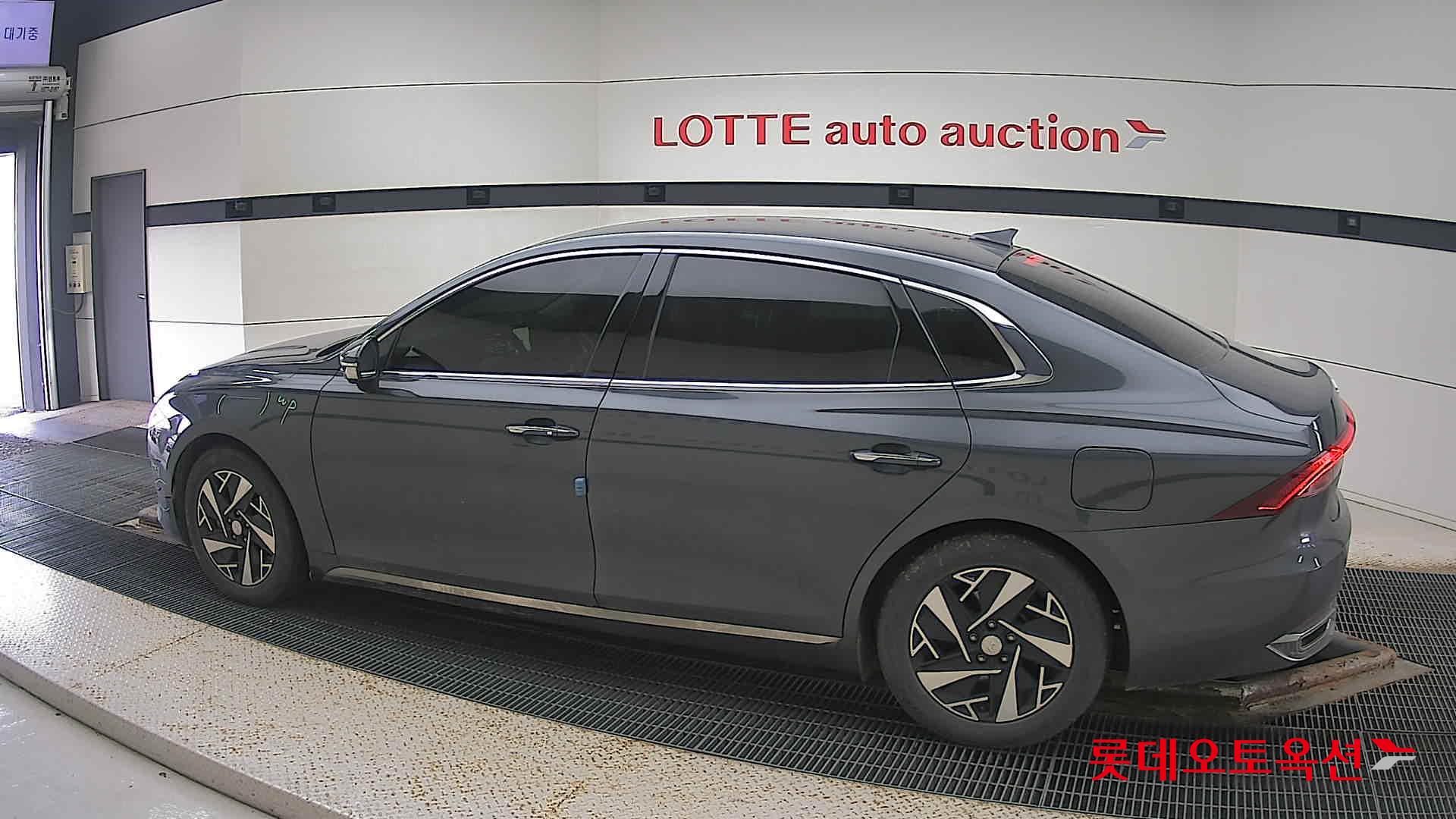 Hyundai Grandeur Hybrid id 3441753 из Кореи 11