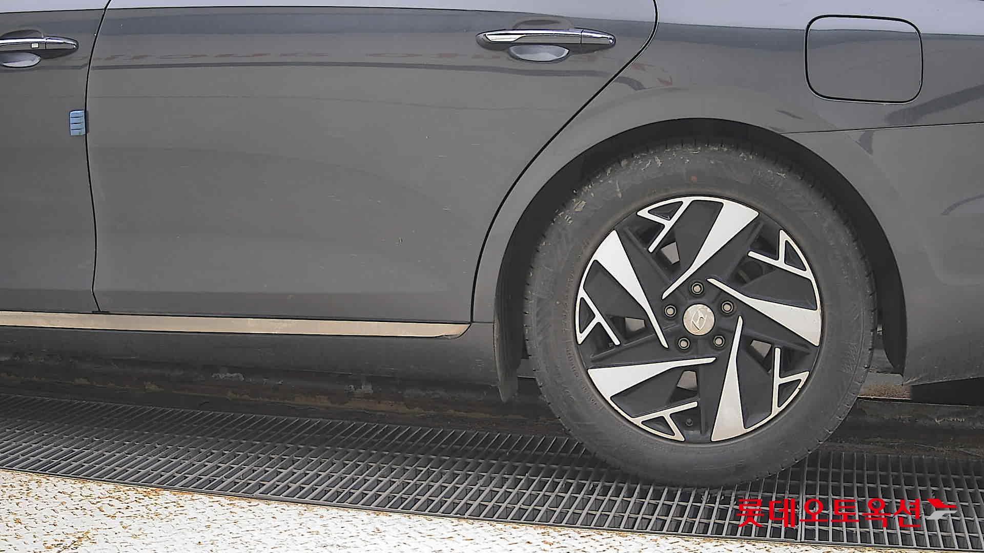 Hyundai Grandeur Hybrid id 3441753 из Кореи 22