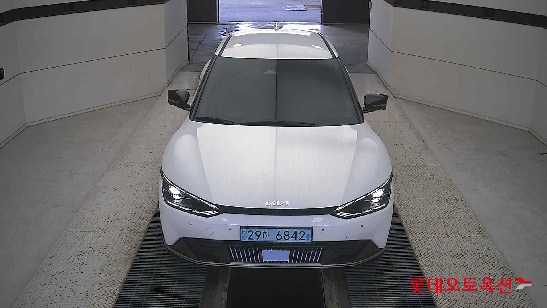 Kia EV6 id 3446758 из Кореи 8