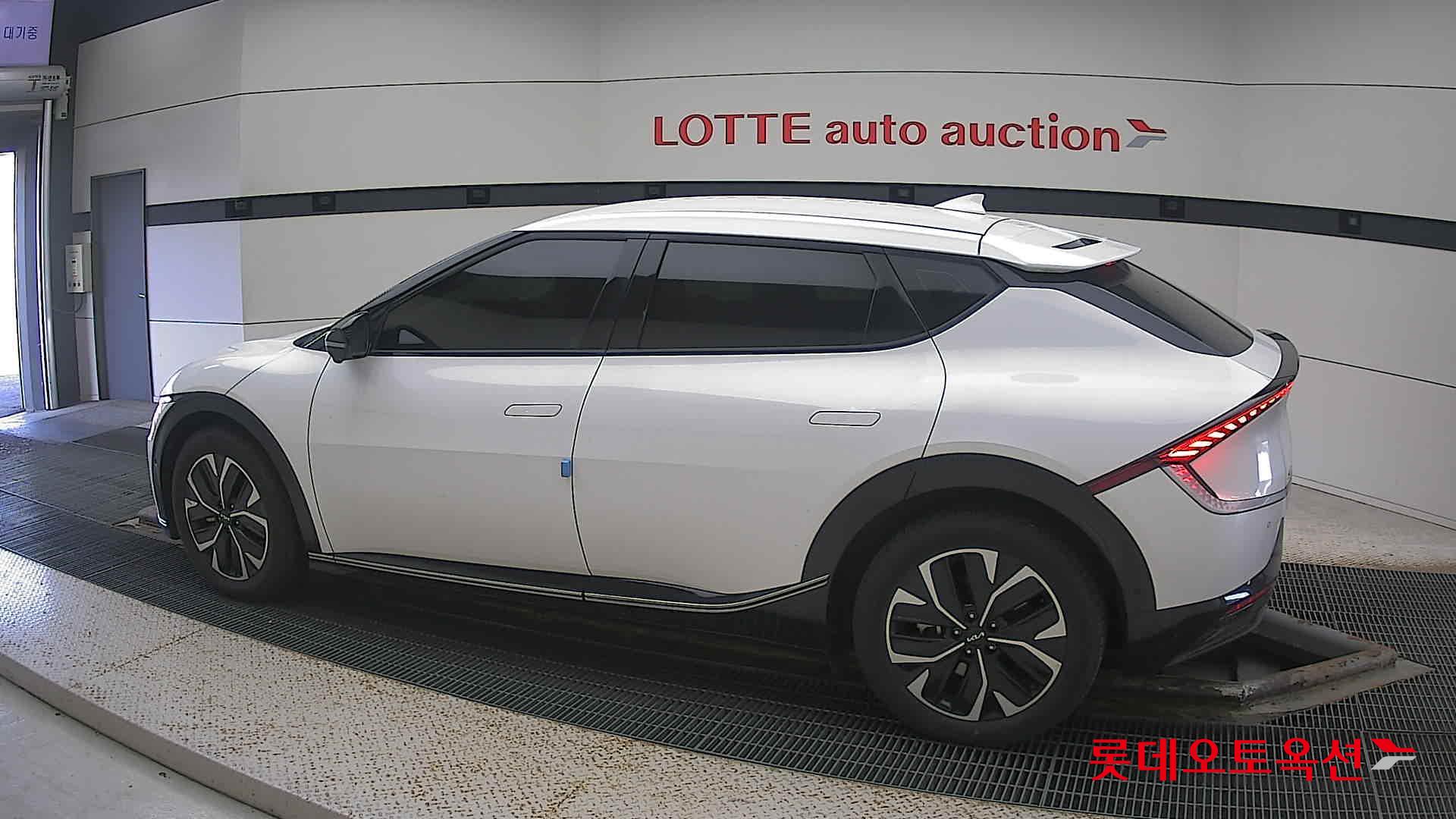 Kia EV6 id 3446758 из Кореи 11