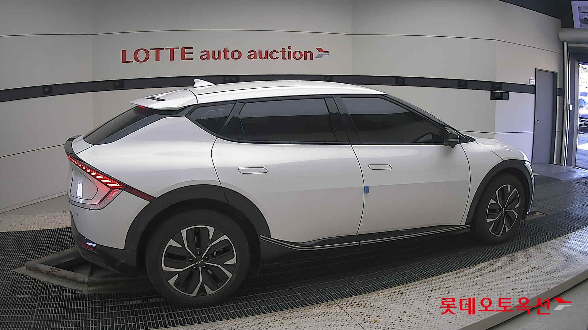 Kia EV6 id 3446758 из Кореи 18