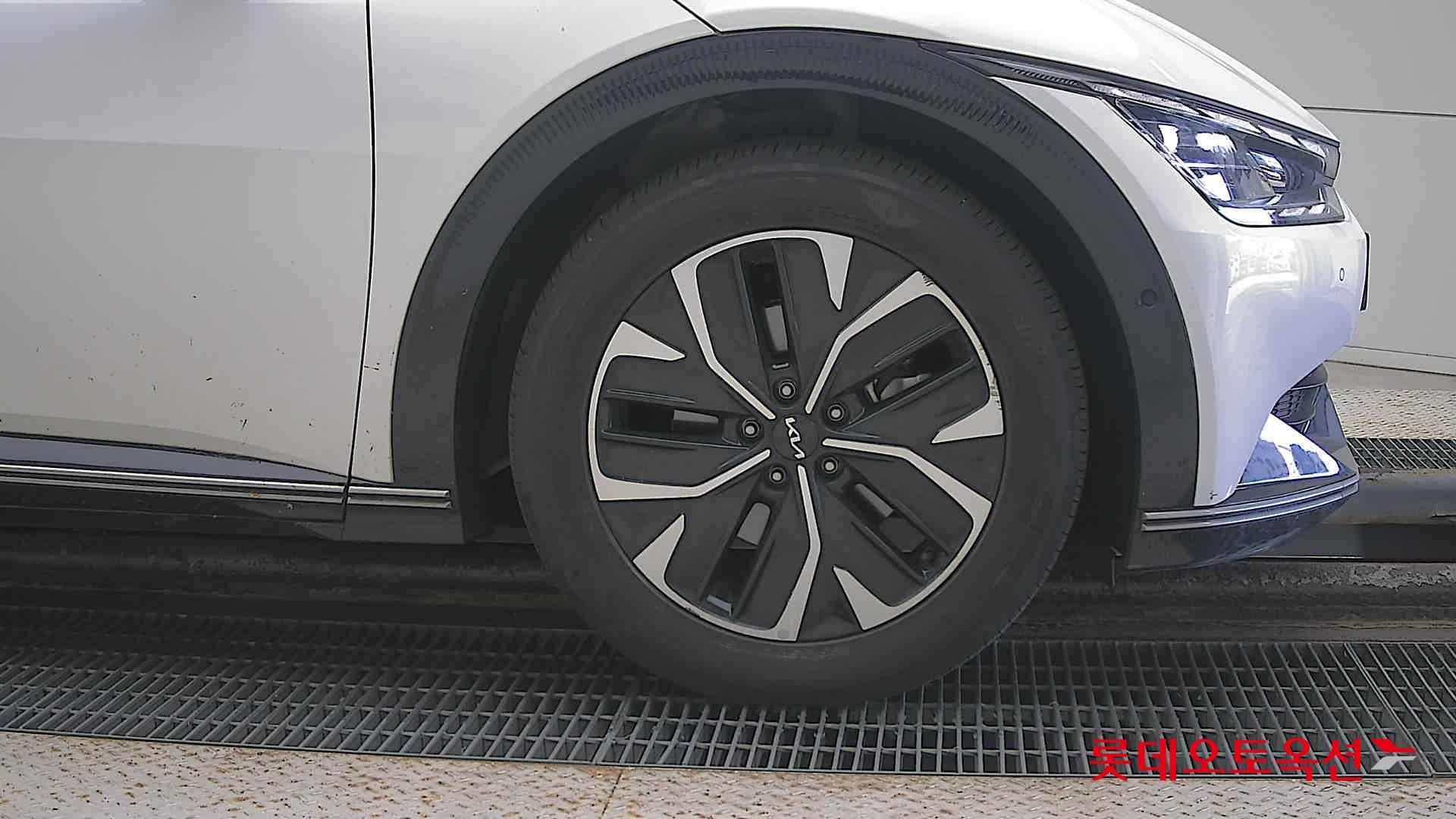 Kia EV6 id 3446758 из Кореи 23