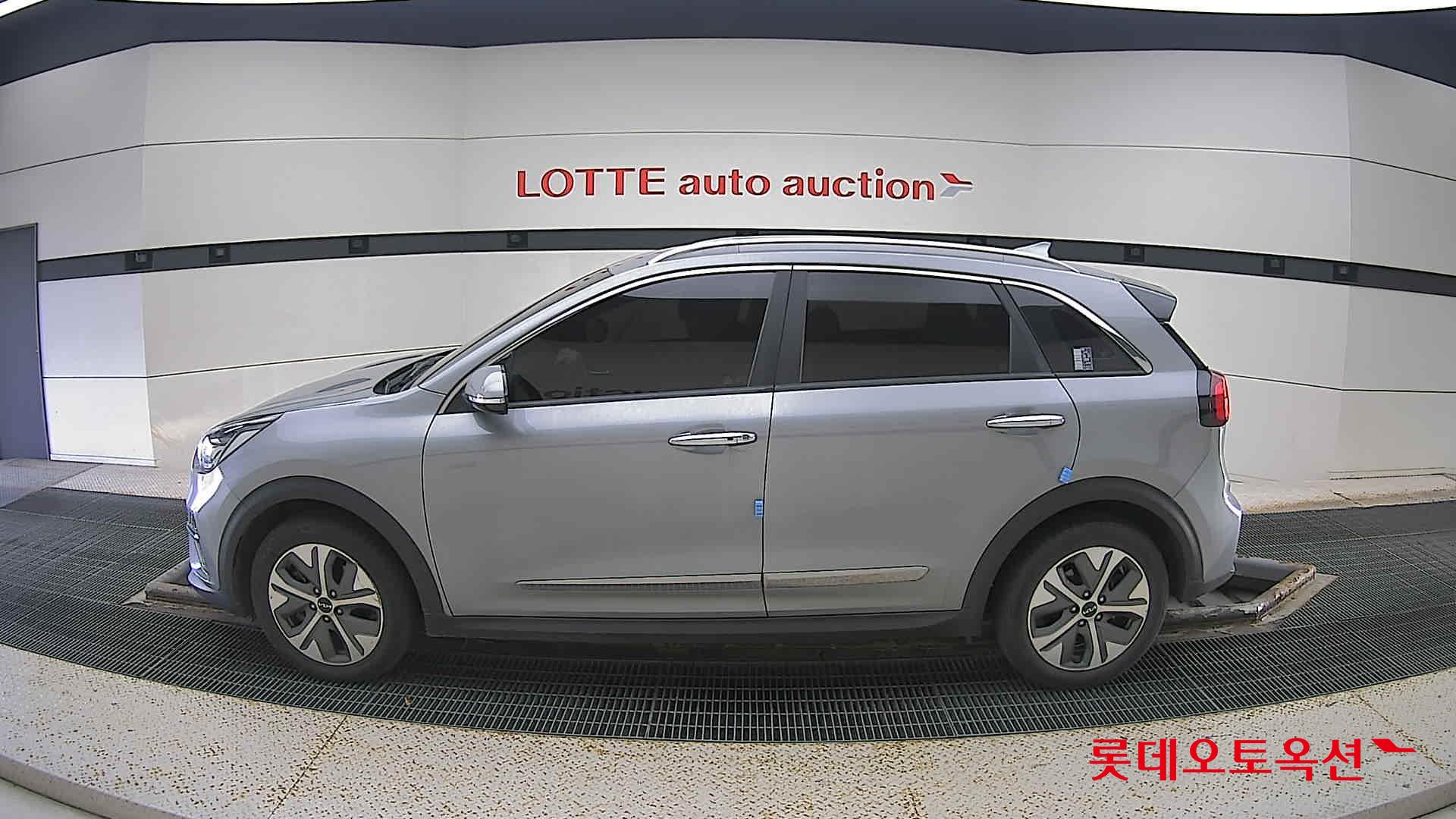 Kia Niro EV id 3436648 из Кореи 7
