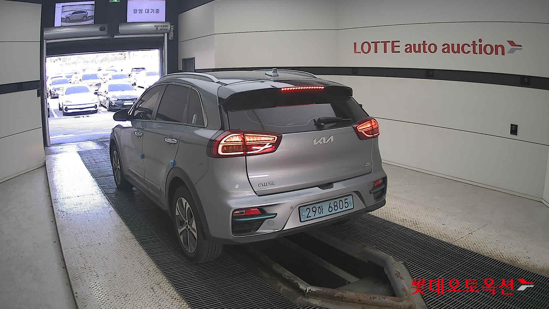 Kia Niro EV id 3436648 из Кореи 9