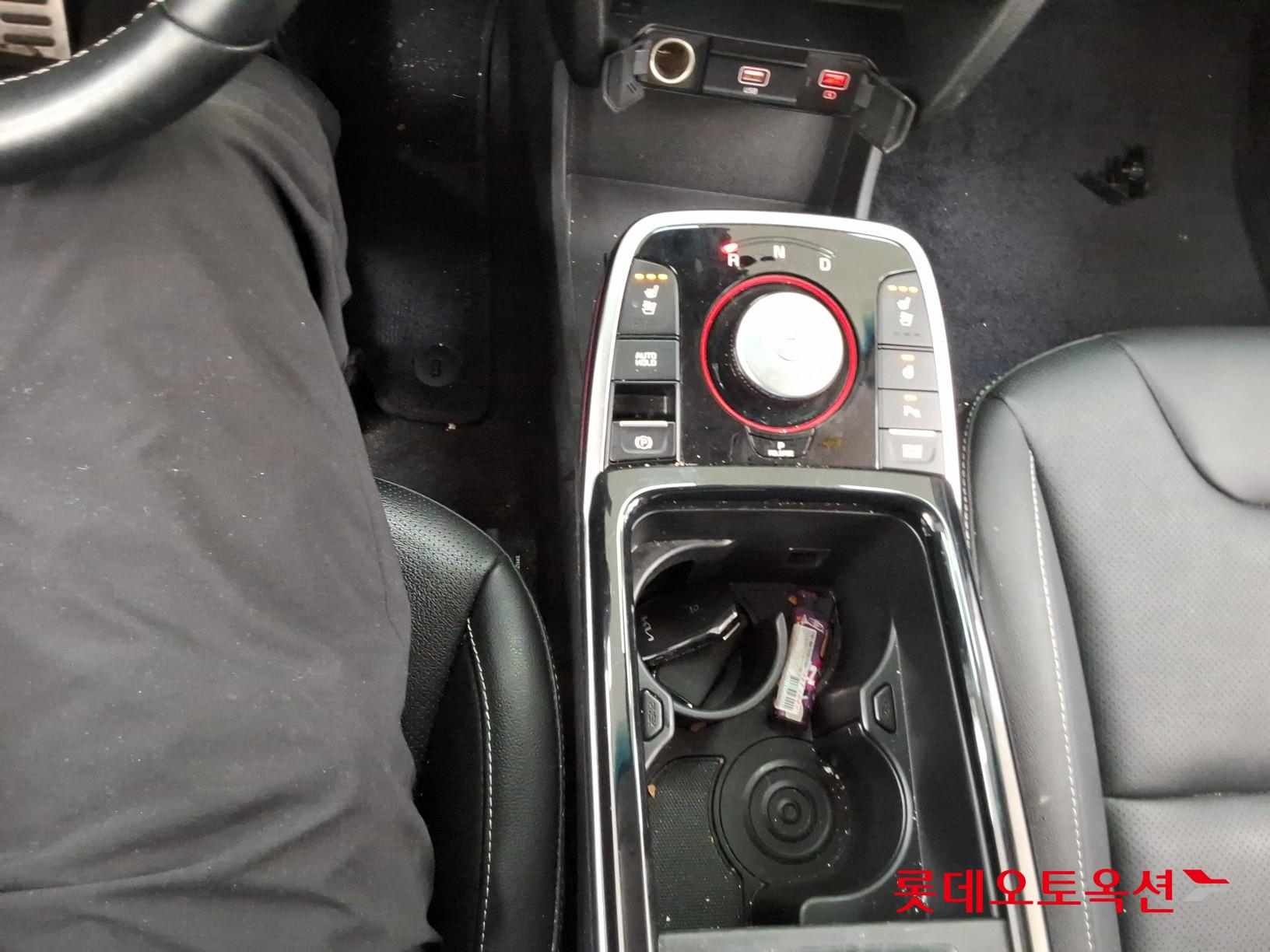 Kia Niro EV id 3436648 из Кореи 31