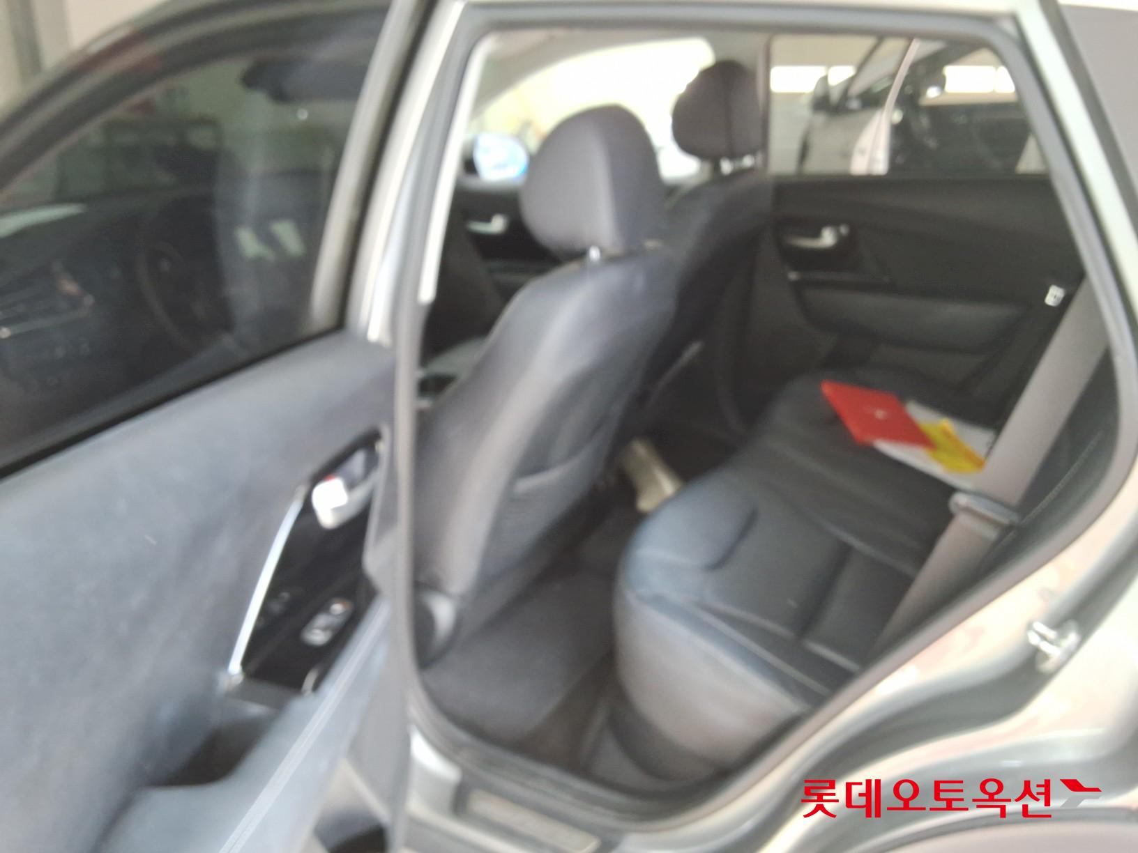 Kia Niro EV id 3436648 из Кореи 35