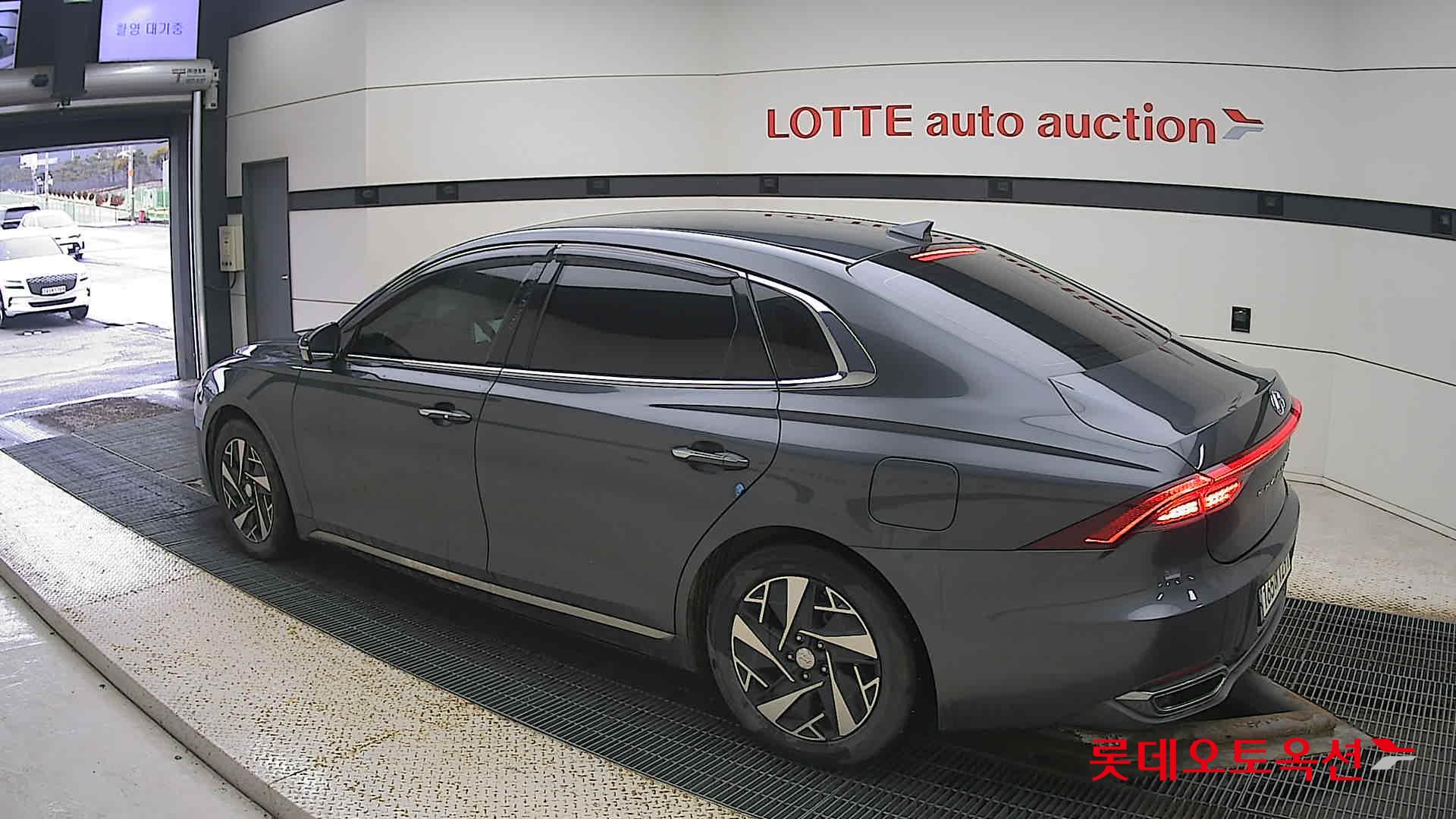 Hyundai Grandeur Hybrid id 3471622 из Кореи 10