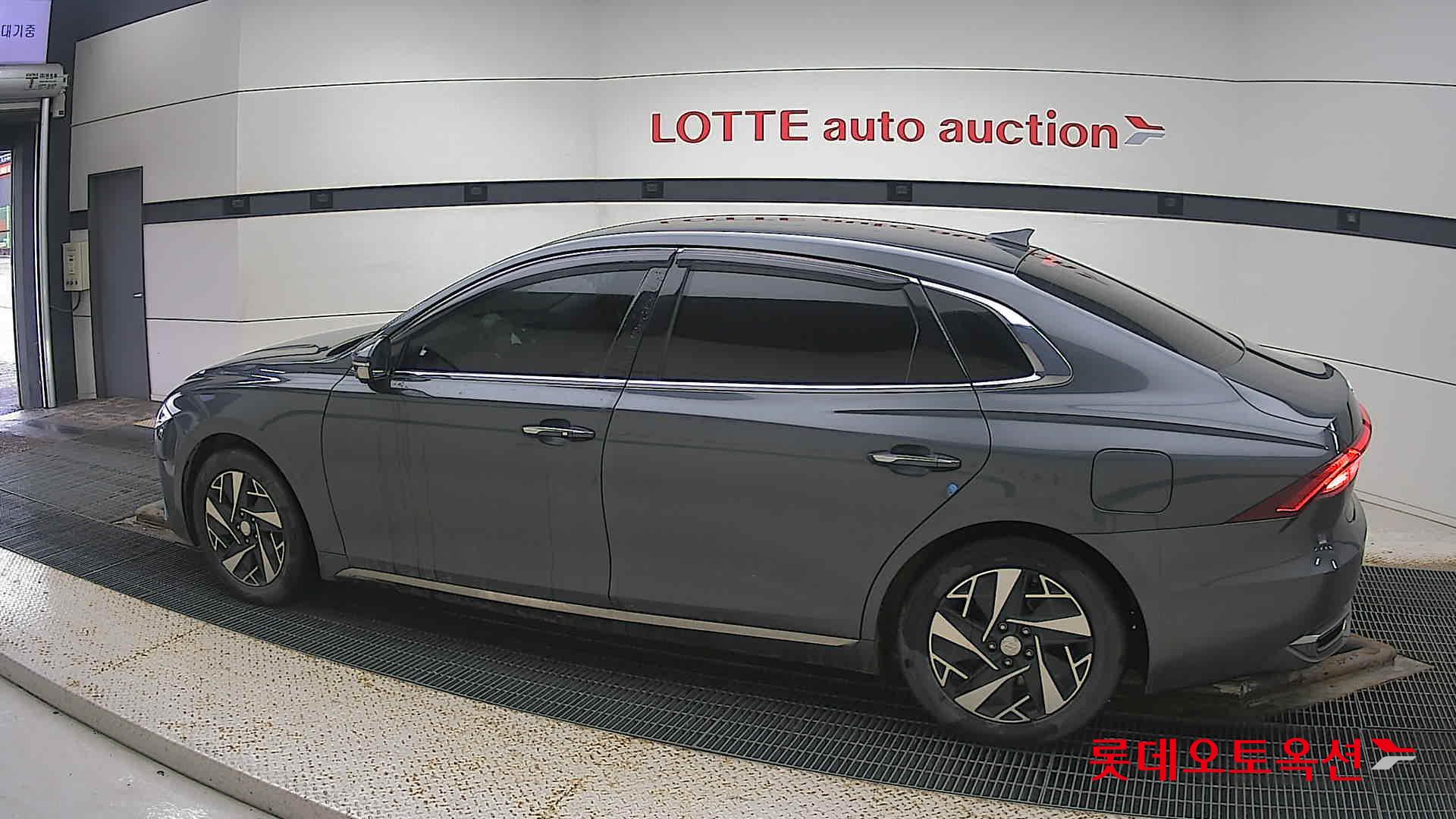 Hyundai Grandeur Hybrid id 3471622 из Кореи 11