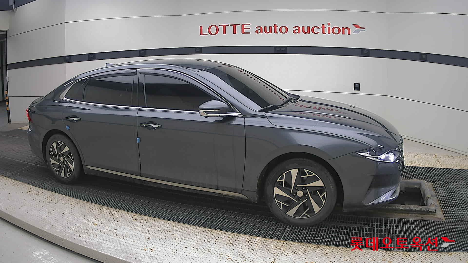 Hyundai Grandeur Hybrid id 3471622 из Кореи 17