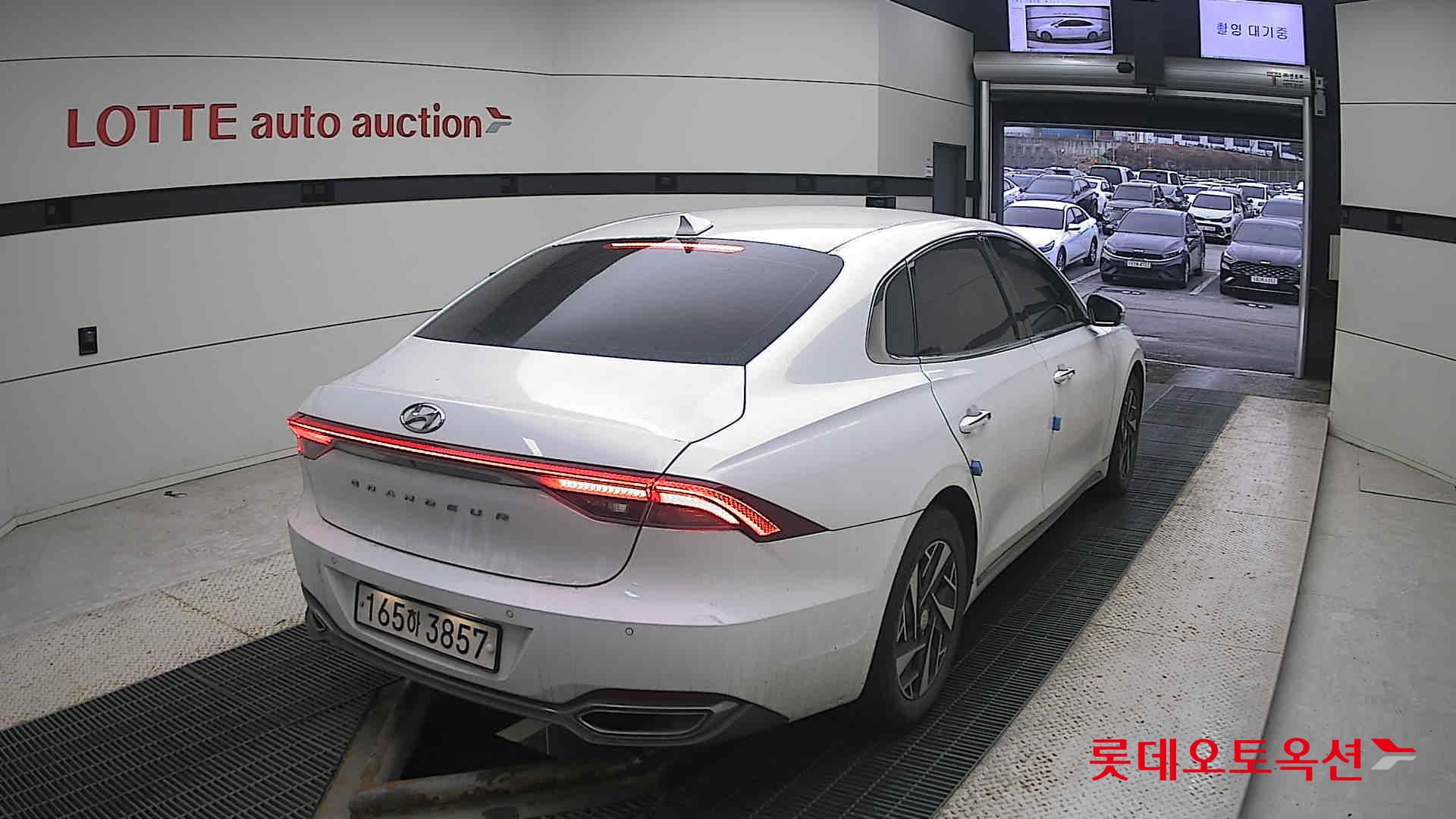 Hyundai Grandeur Hybrid id 3466801 из Кореи 20