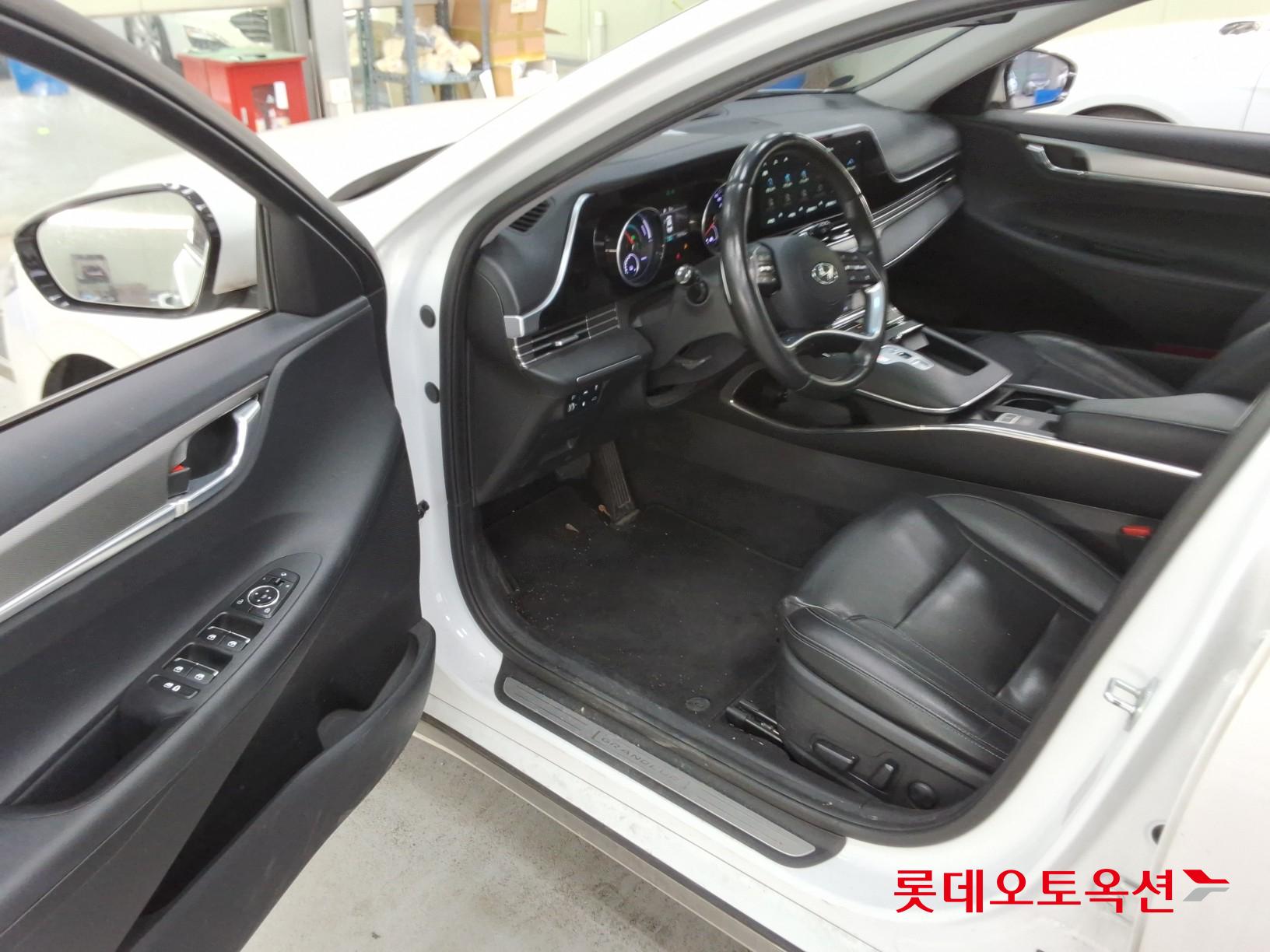 Hyundai Grandeur Hybrid id 3466801 из Кореи 34