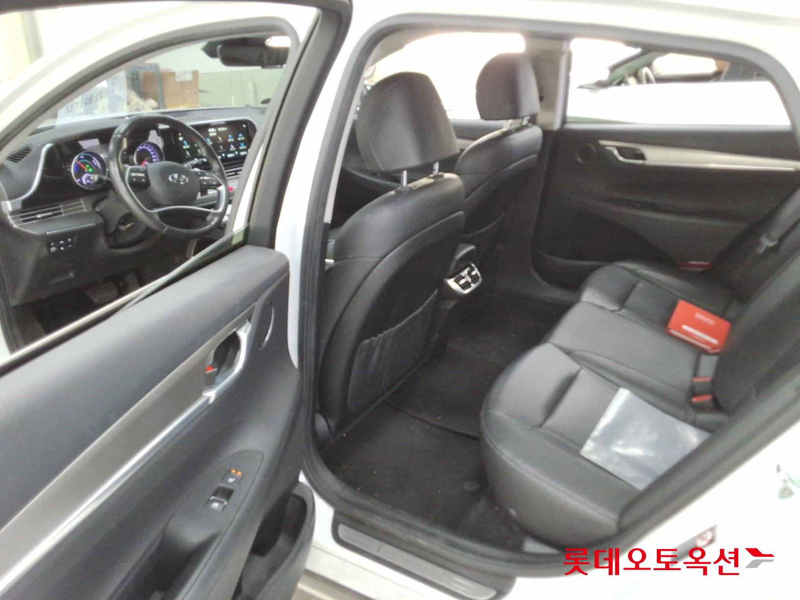 Hyundai Grandeur Hybrid id 3466801 из Кореи 35