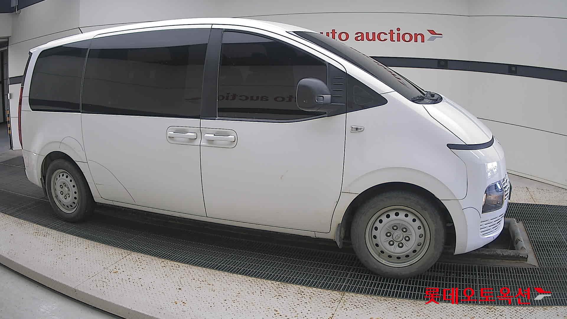 Hyundai Staria id 3436590 из Кореи 17