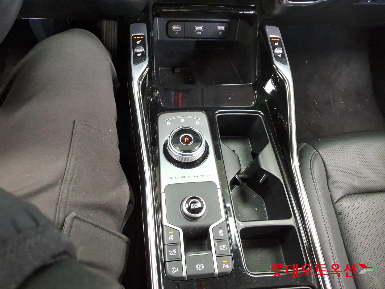 Kia Sorento id 3436644 из Кореи 32