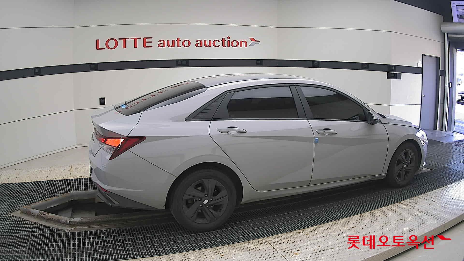 Hyundai Avante Hybrid id 3446714 из Кореи 18